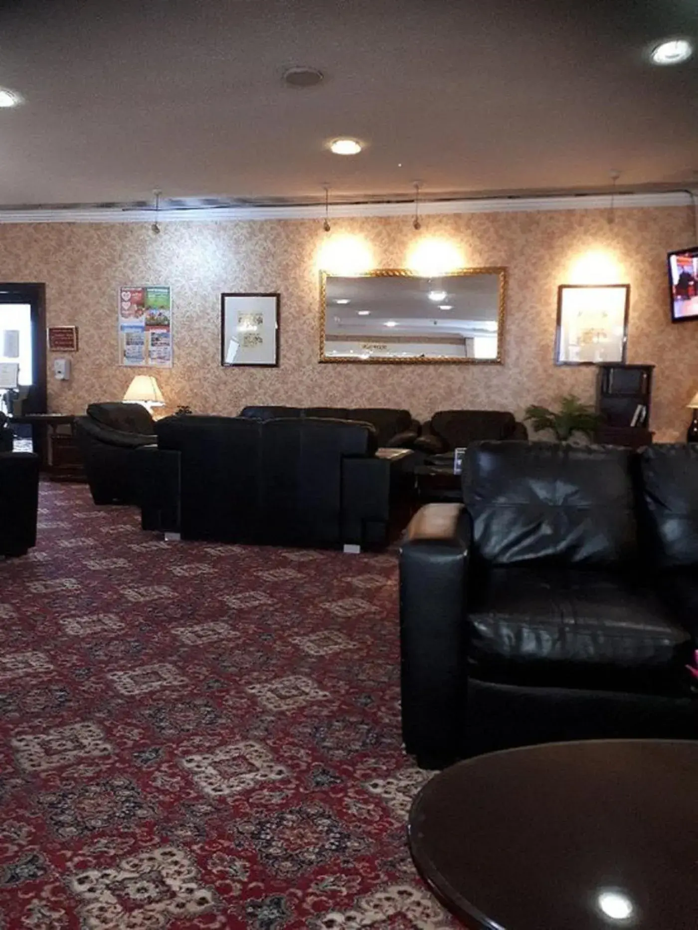 Lounge or bar in Coventry Hill Hotel Lounge or bar in Coventry Hill Hotel