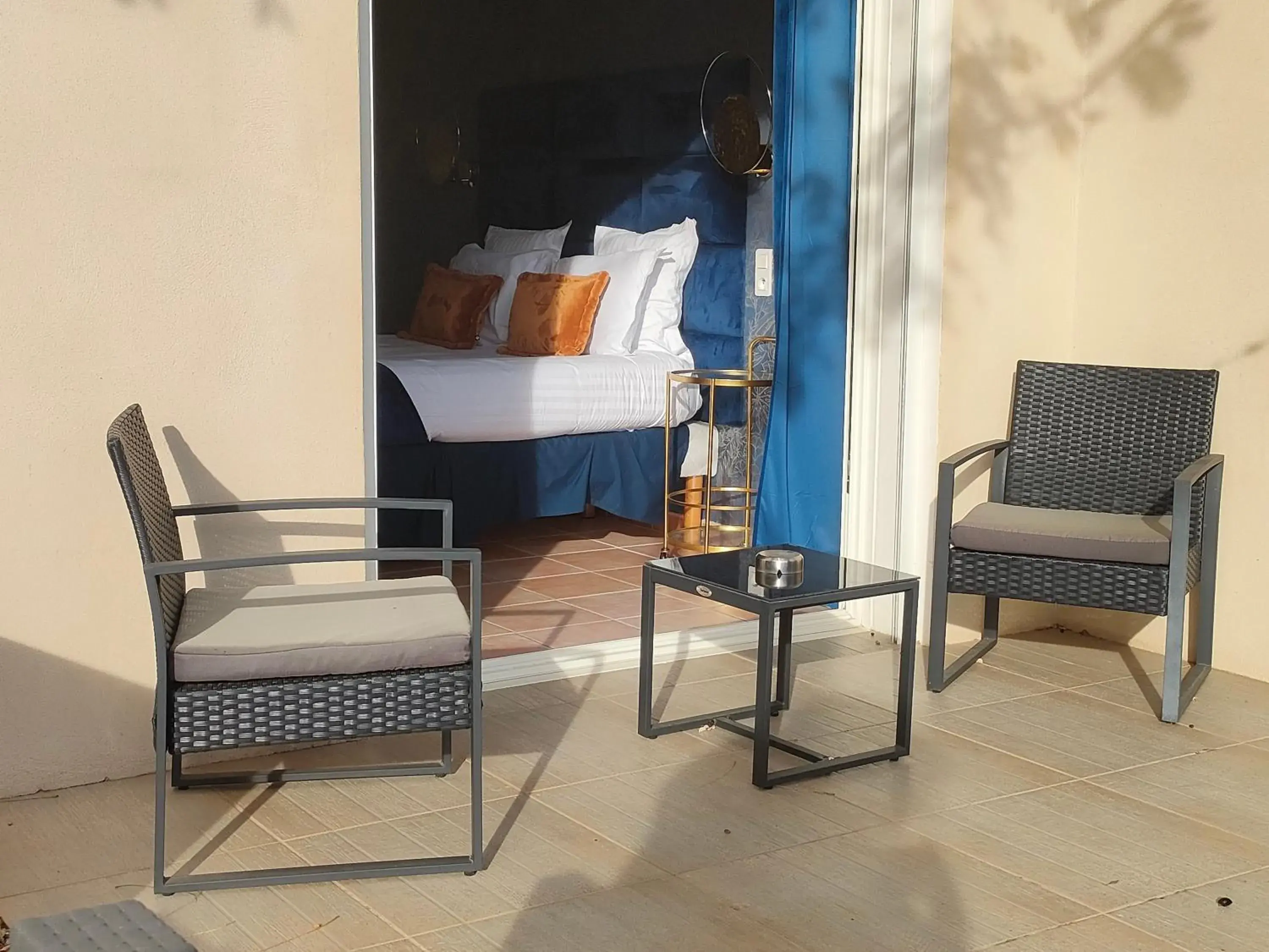 Double Room with Terrace in Hôtel Restaurant L'Art des Mets by Côté Jardin Double Room with Terrace in Hôtel Restaurant L'Art des Mets by Côté Jardin