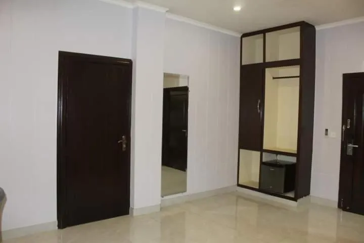 Javson Airport Hotel