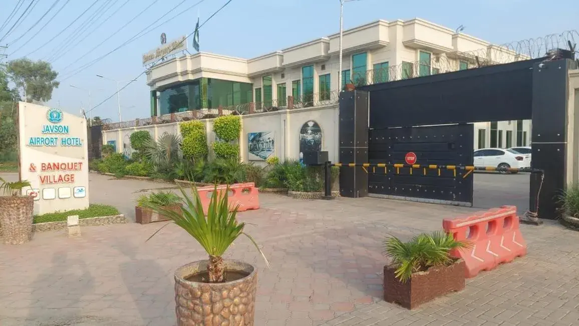 Property building in Javson Airport Hotel Property building in Javson Airport Hotel