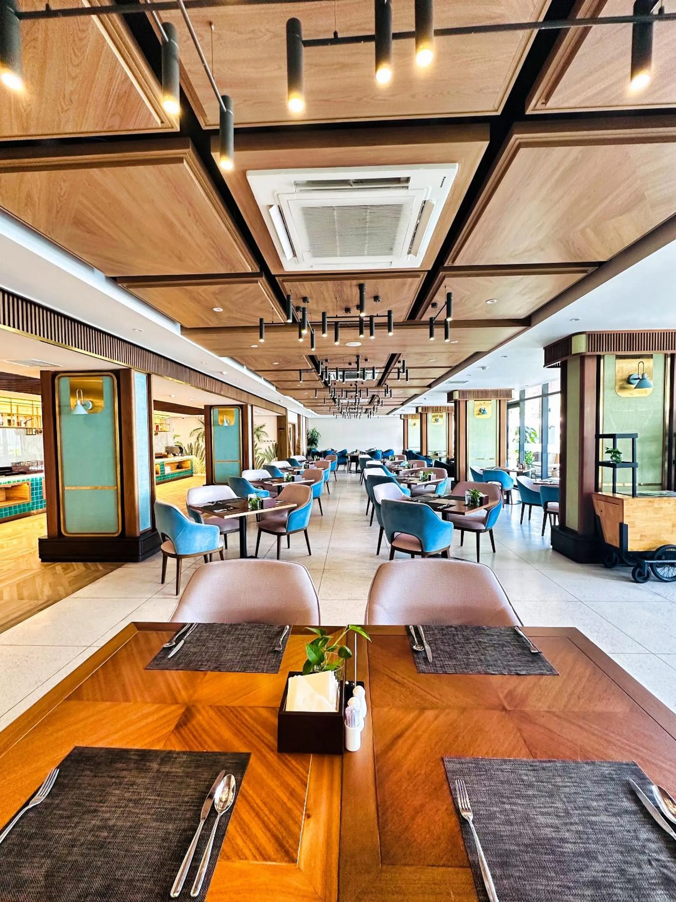 Restaurant/places to eat in Hese Pool Villas & Resort Cam Ranh