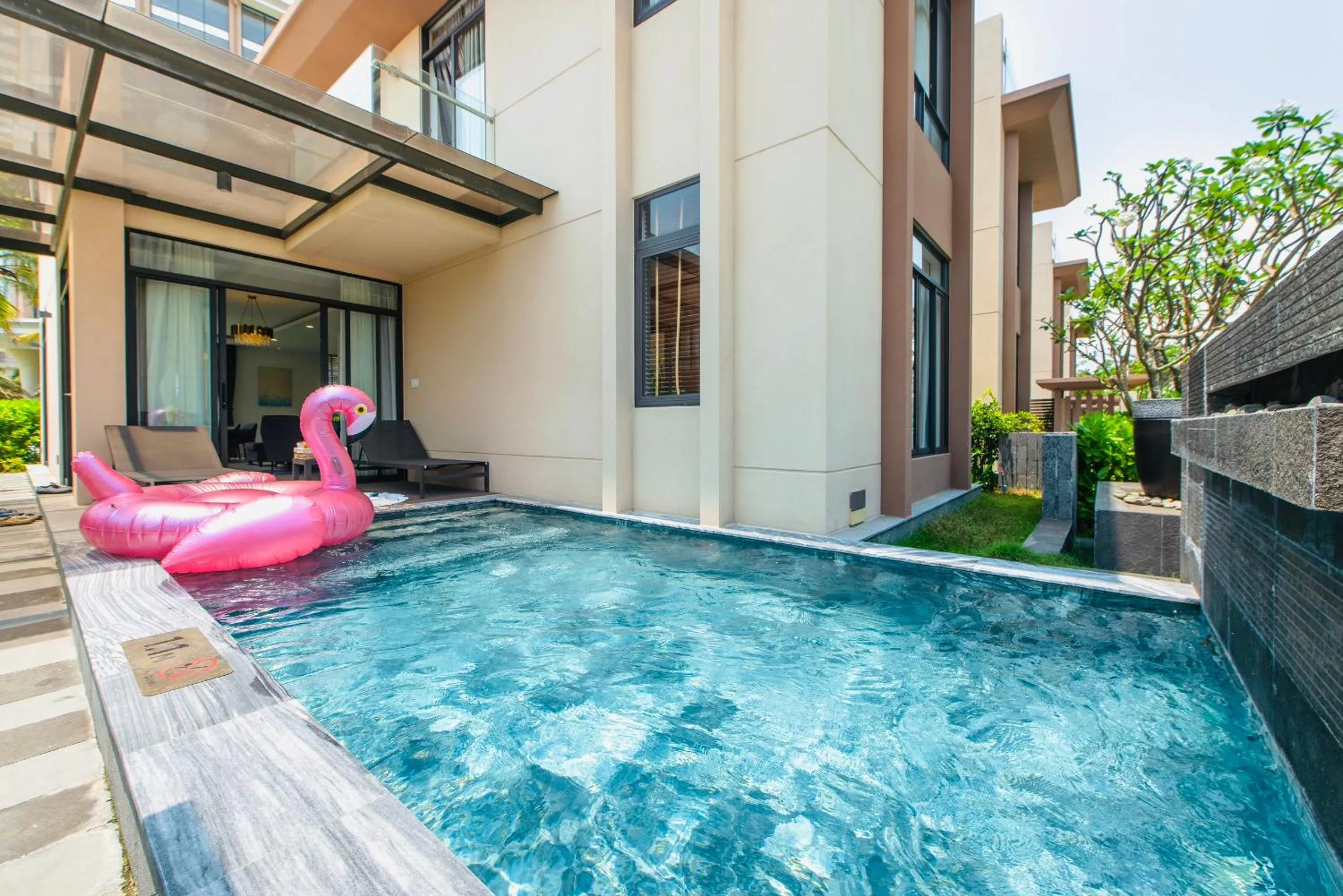 Pool view in Hese Pool Villas & Resort Cam Ranh