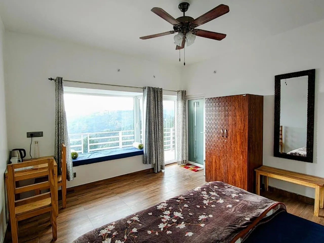 View (from property/room), Bed in Abhi's Cottage