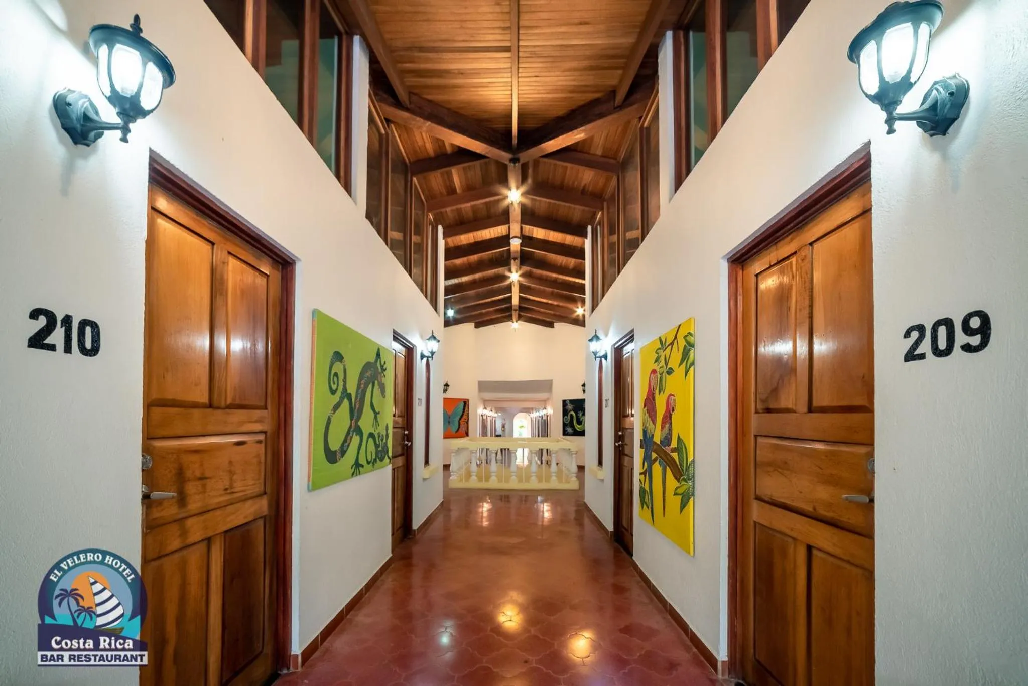 Decorative detail in Hotel El Velero