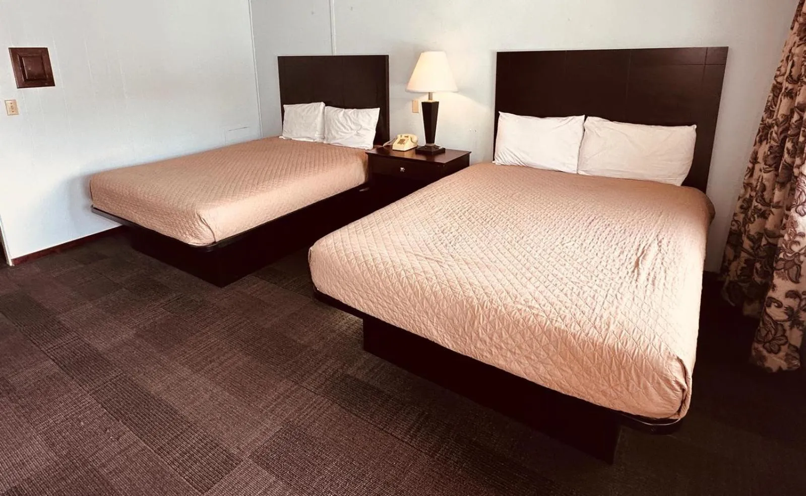 Bedroom, Bed in St Croix Suites - St Croix Falls