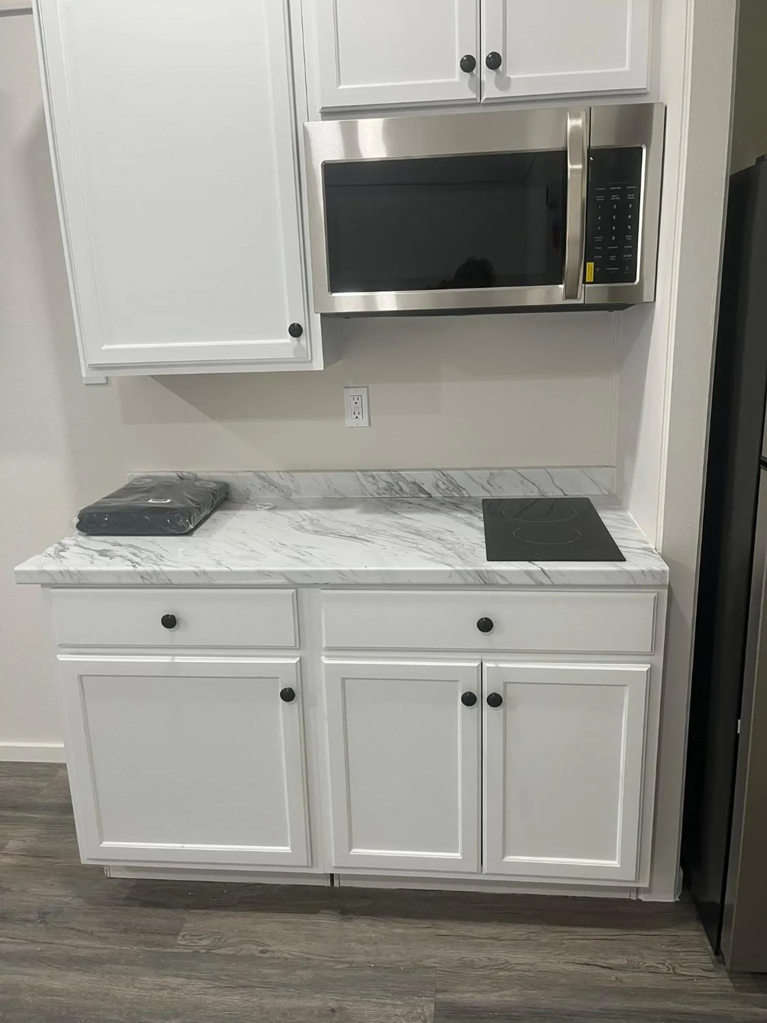 Kitchen or kitchenette in St Croix Suites - St Croix Falls