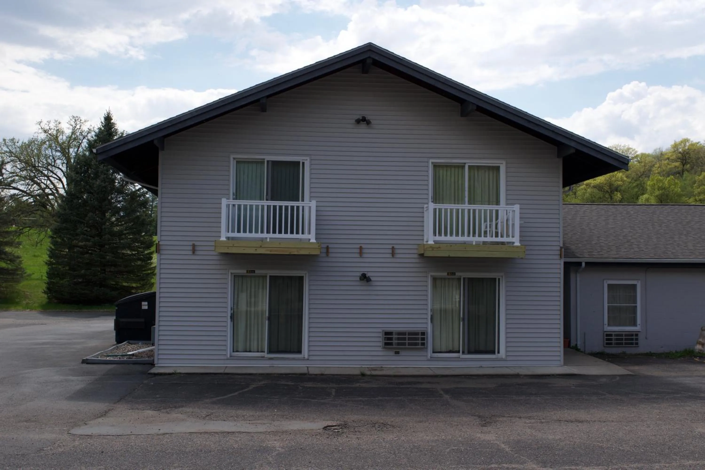 Property building in St Croix Suites - St Croix Falls