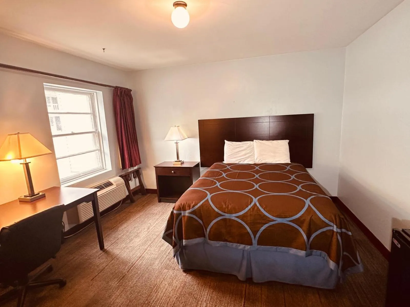 Bedroom, Bed in St Croix Suites - St Croix Falls