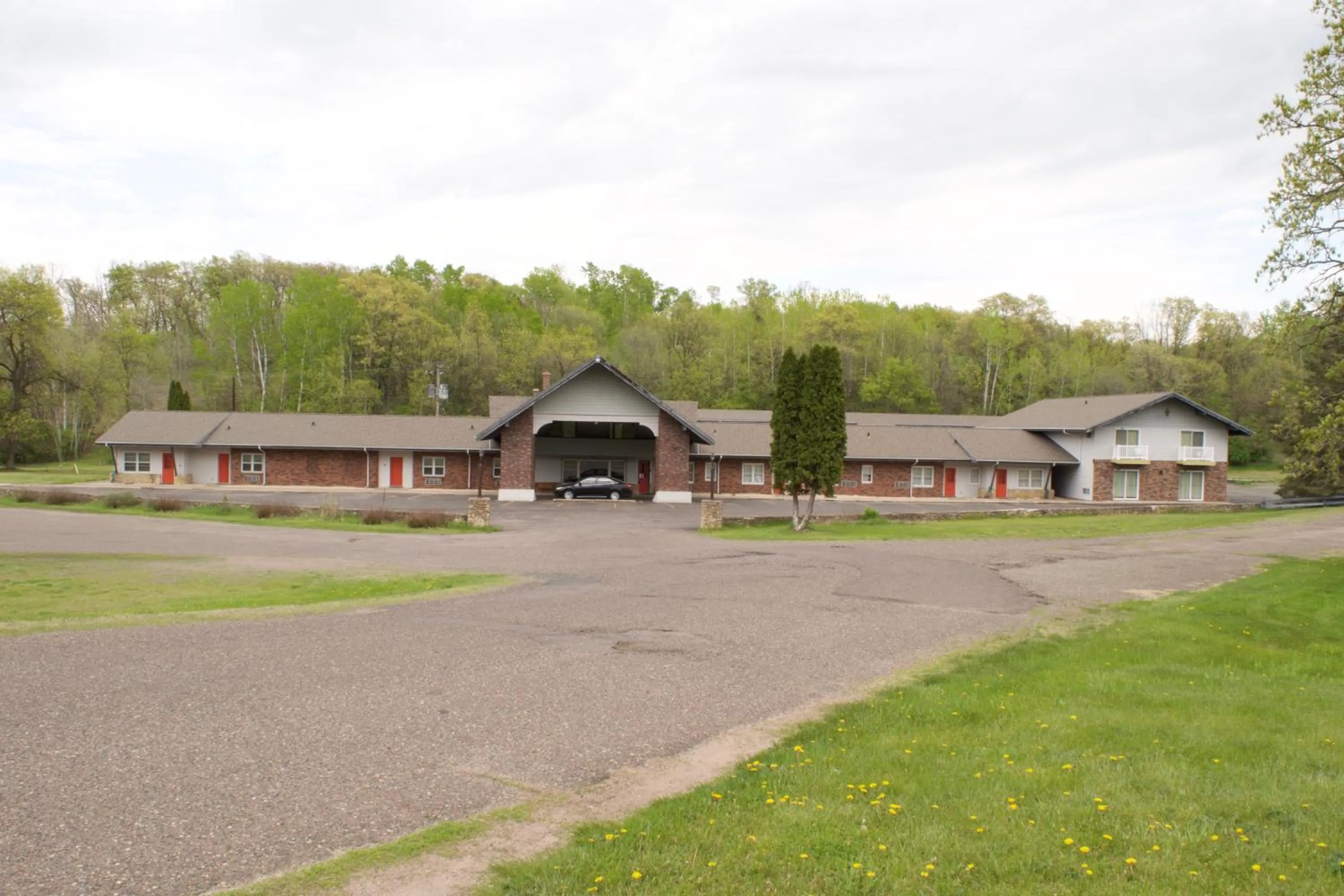 Property building in St Croix Suites - St Croix Falls