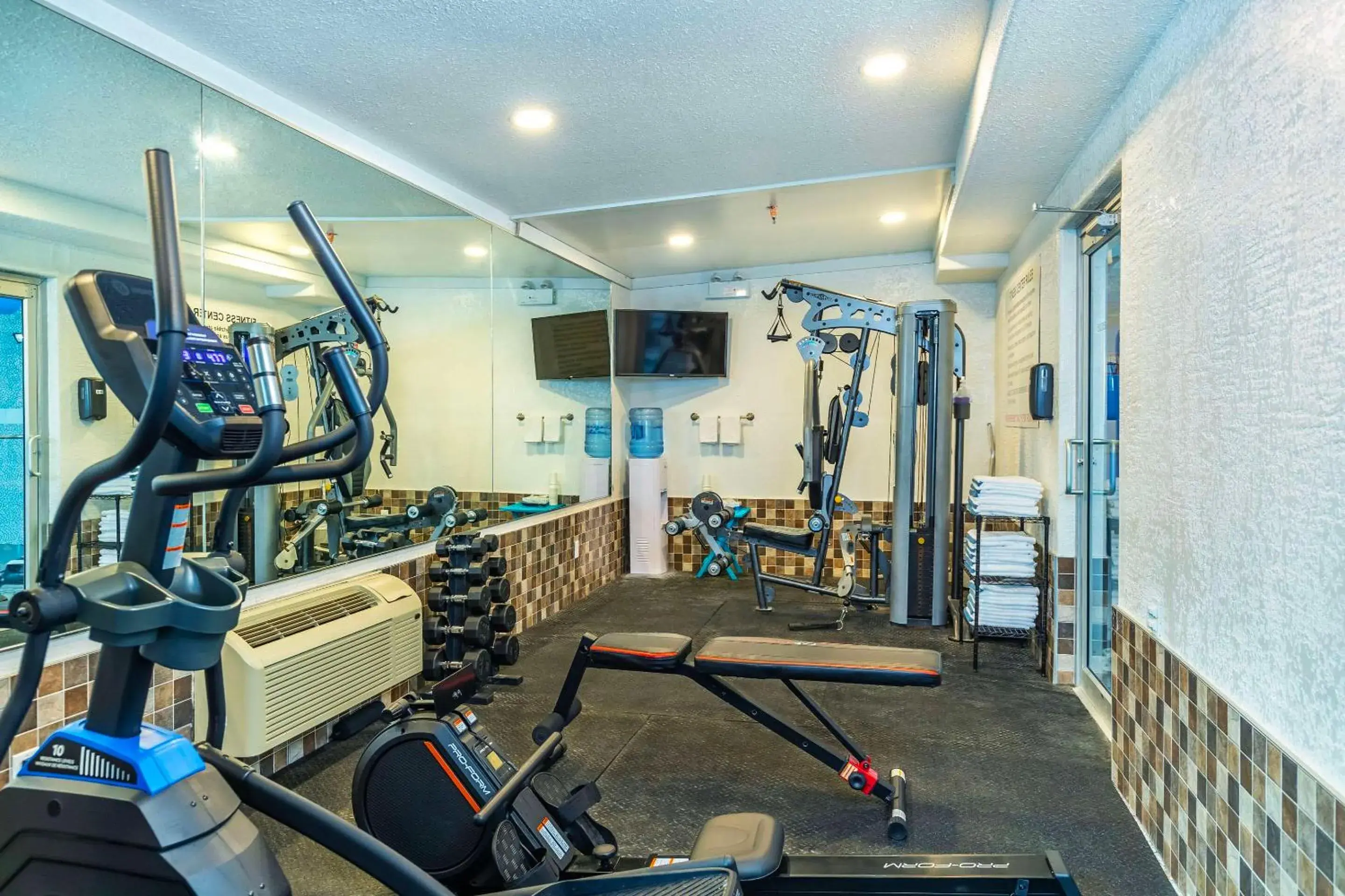 Fitness centre/facilities in Quality Inn & Suites Yorkton Fitness centre/facilities in Quality Inn & Suites Yorkton