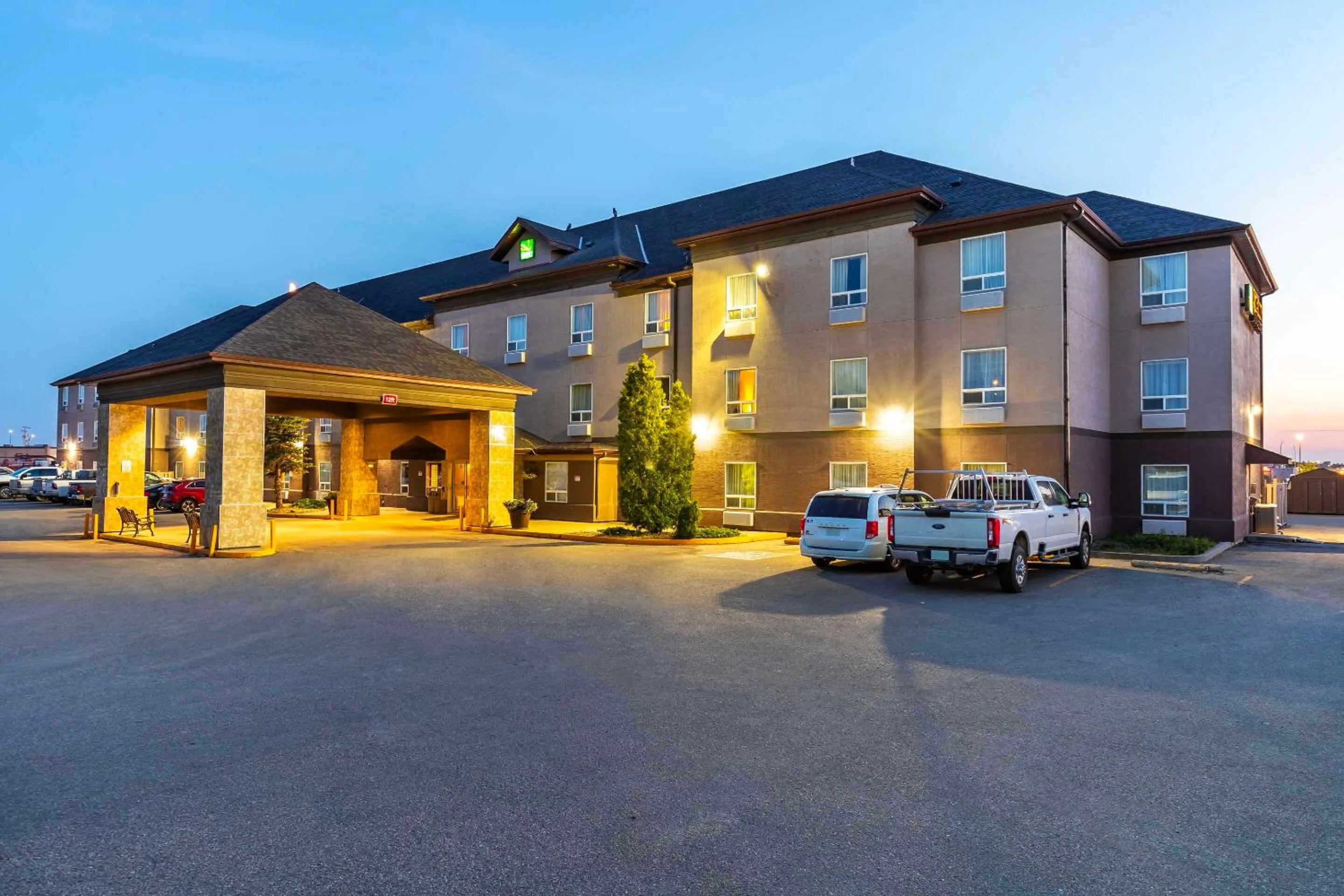 Property building in Quality Inn & Suites Yorkton