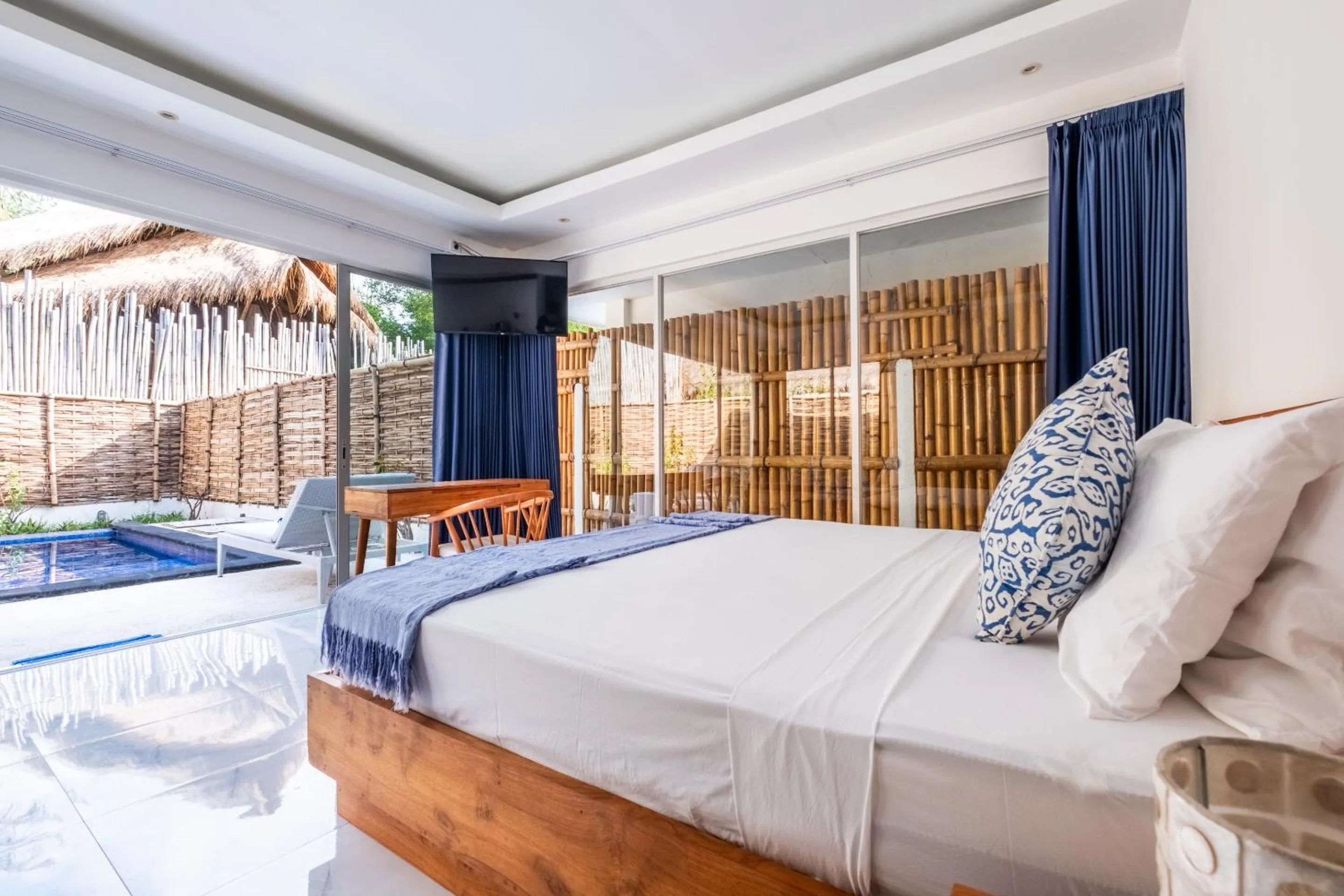 Bedroom, Bed in Seri Resort Gili Meno - Adults Only