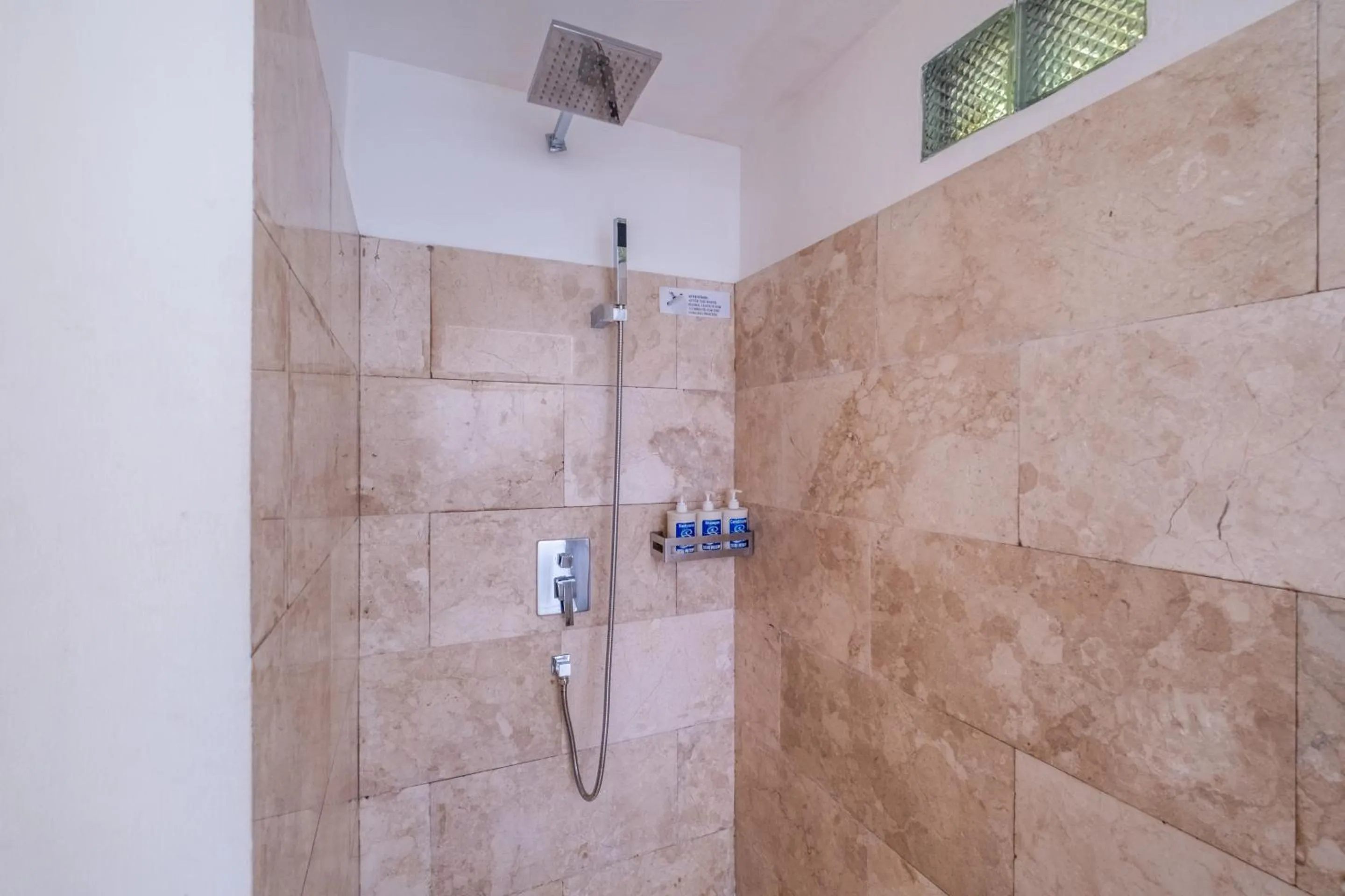 Shower in Seri Resort Gili Meno - Adults Only