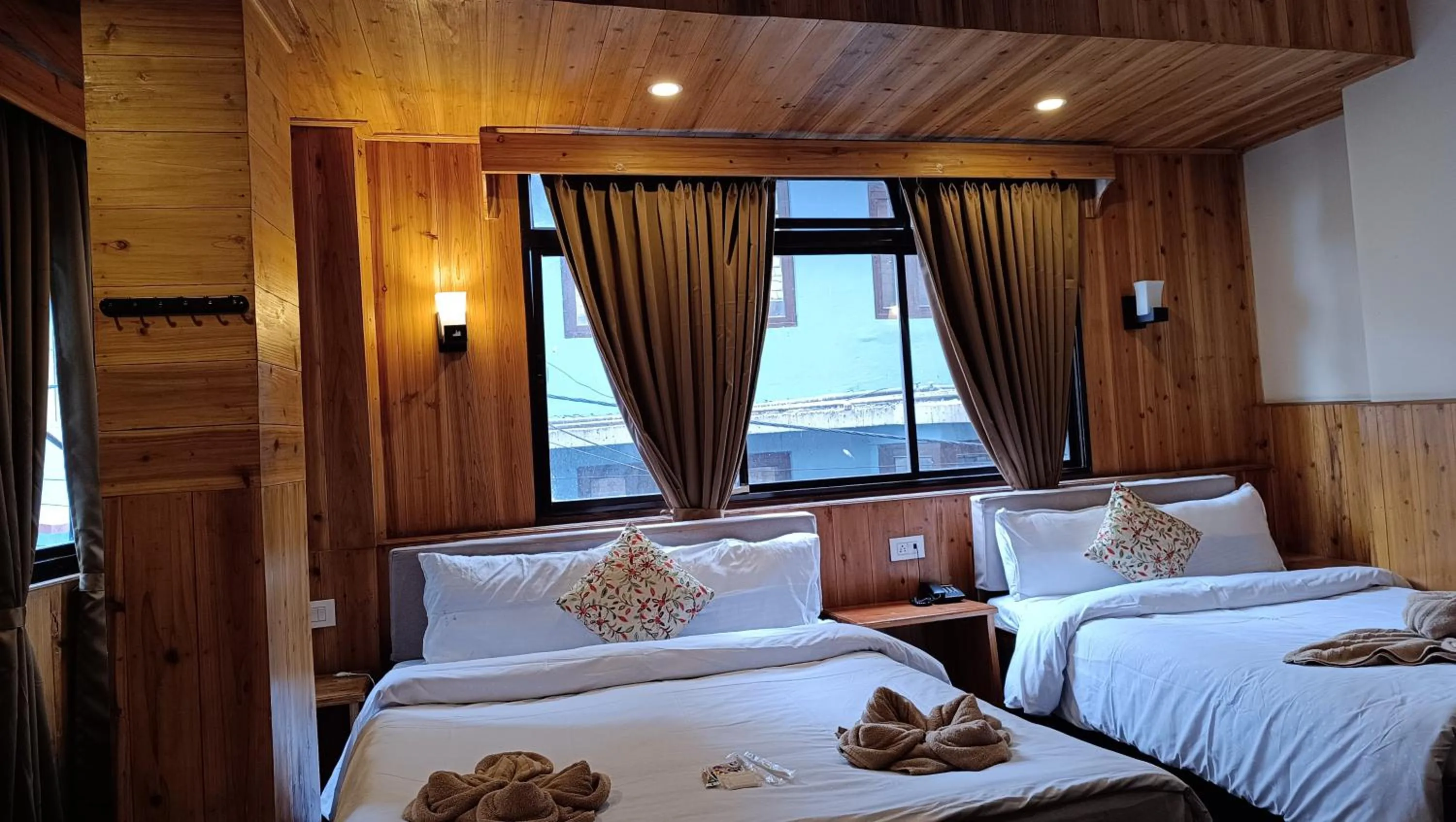 Bedroom in Hotel Golden Orchid