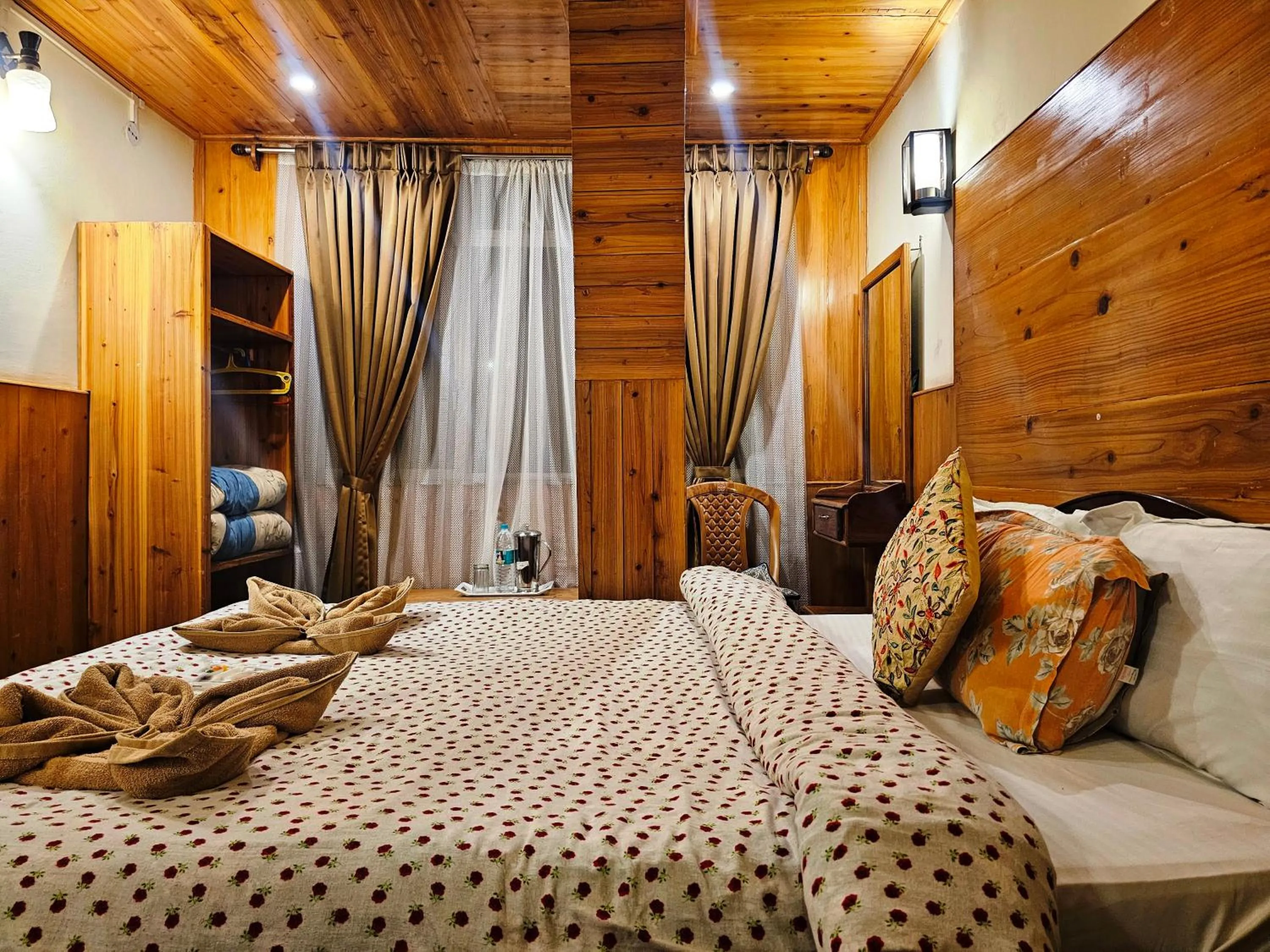 Bedroom in Hotel Golden Orchid