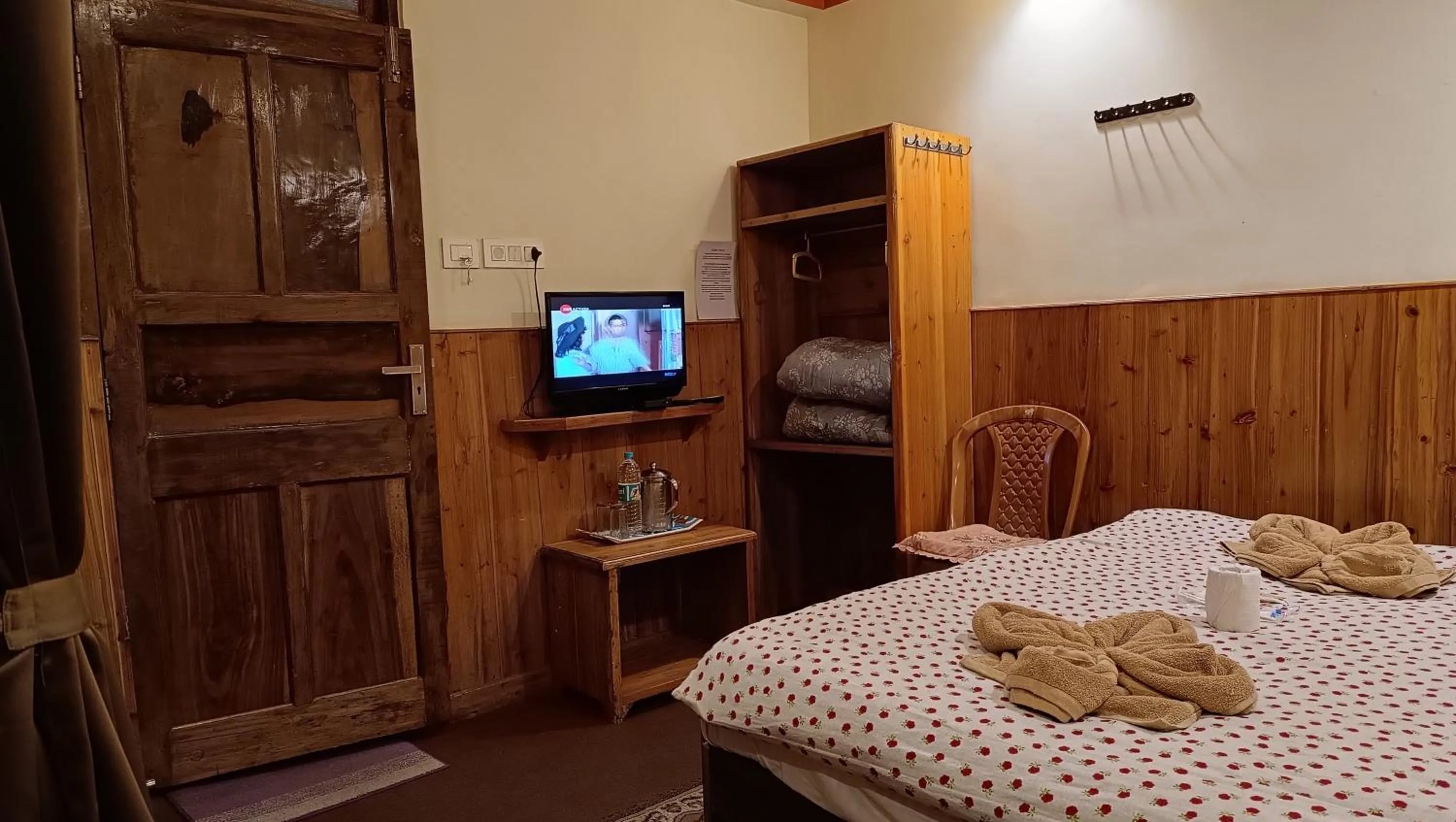 Bedroom in Hotel Golden Orchid