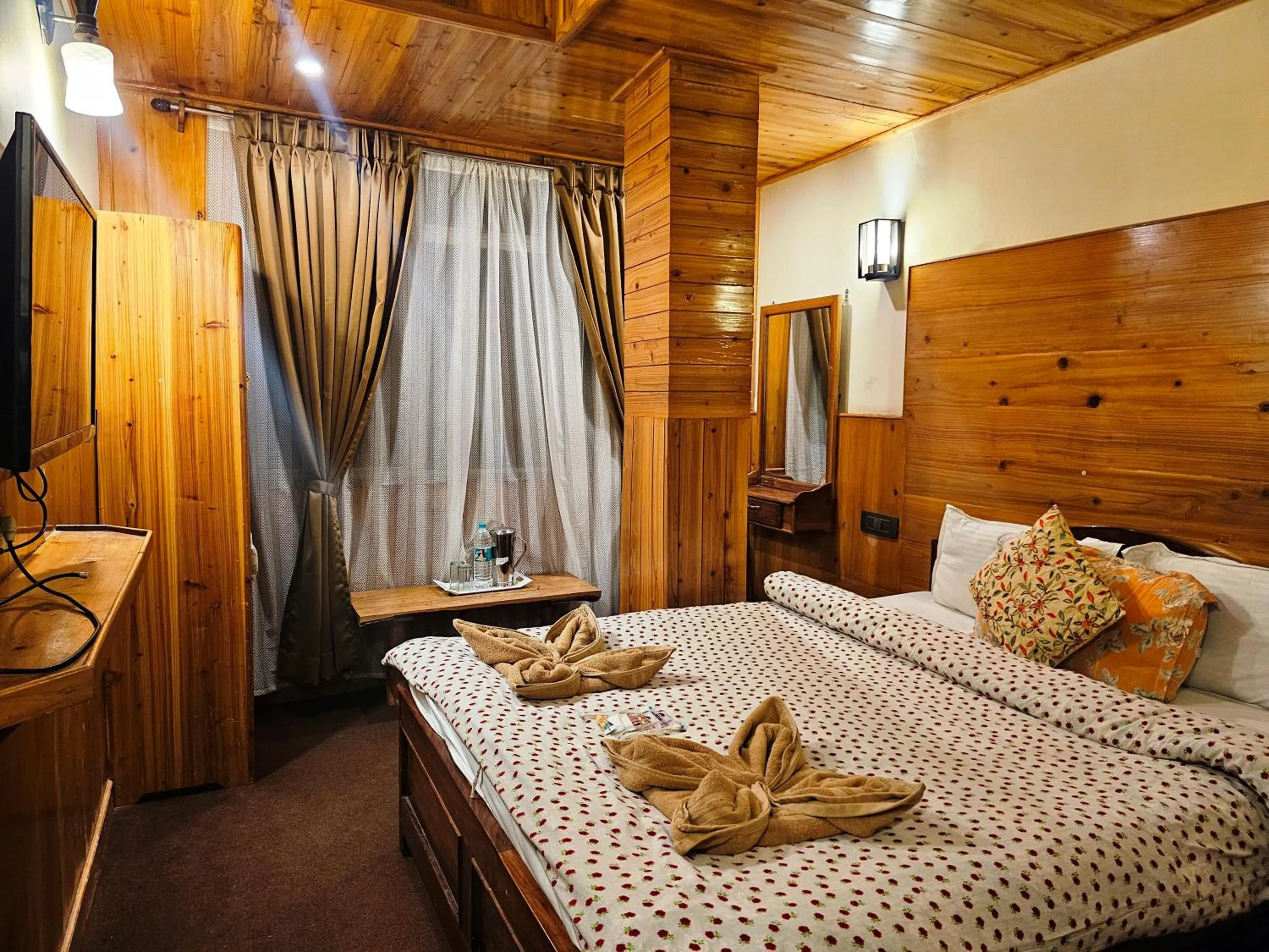 Bedroom in Hotel Golden Orchid