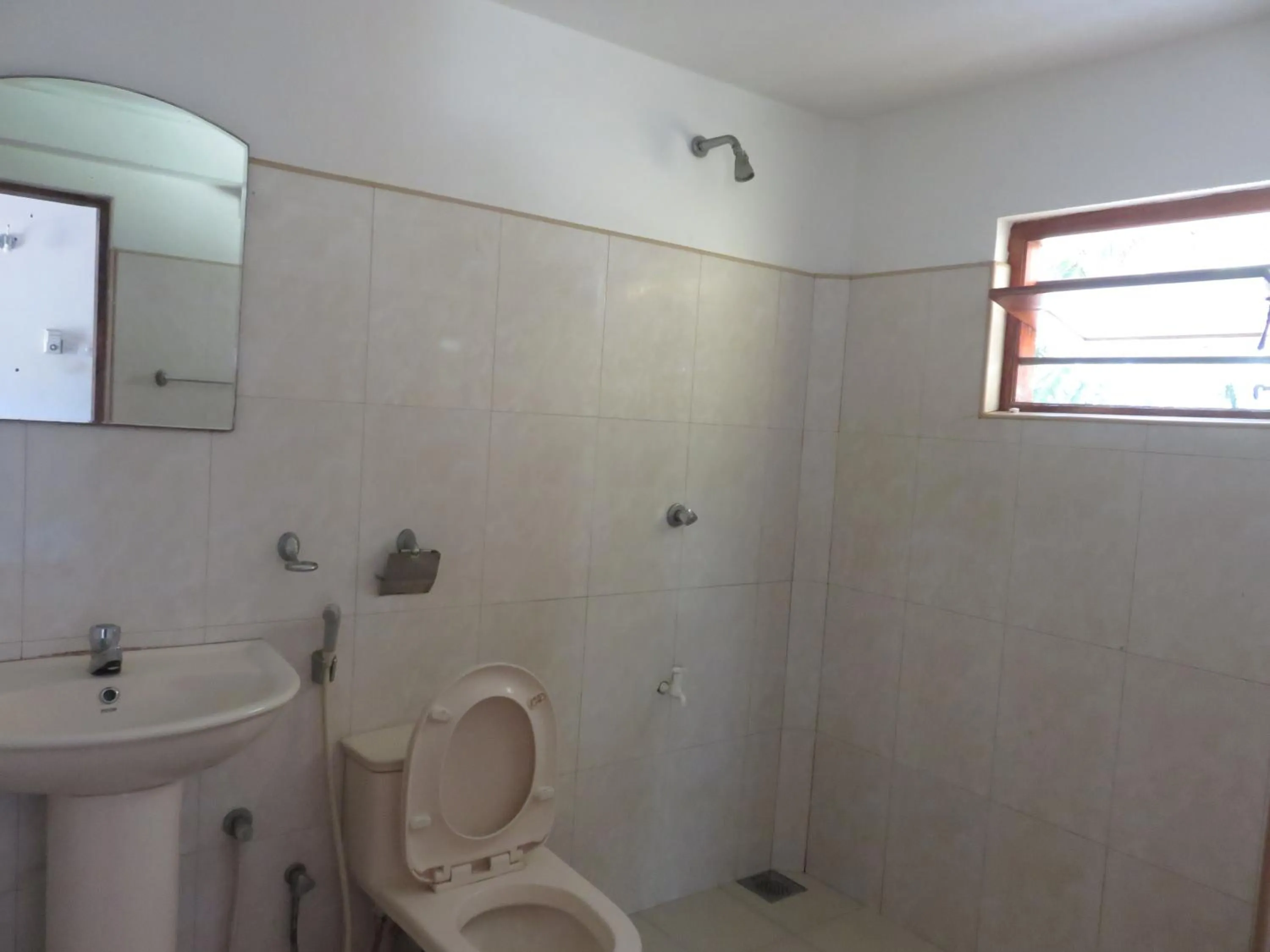 Bathroom in Beach Lagoon Guesthouse