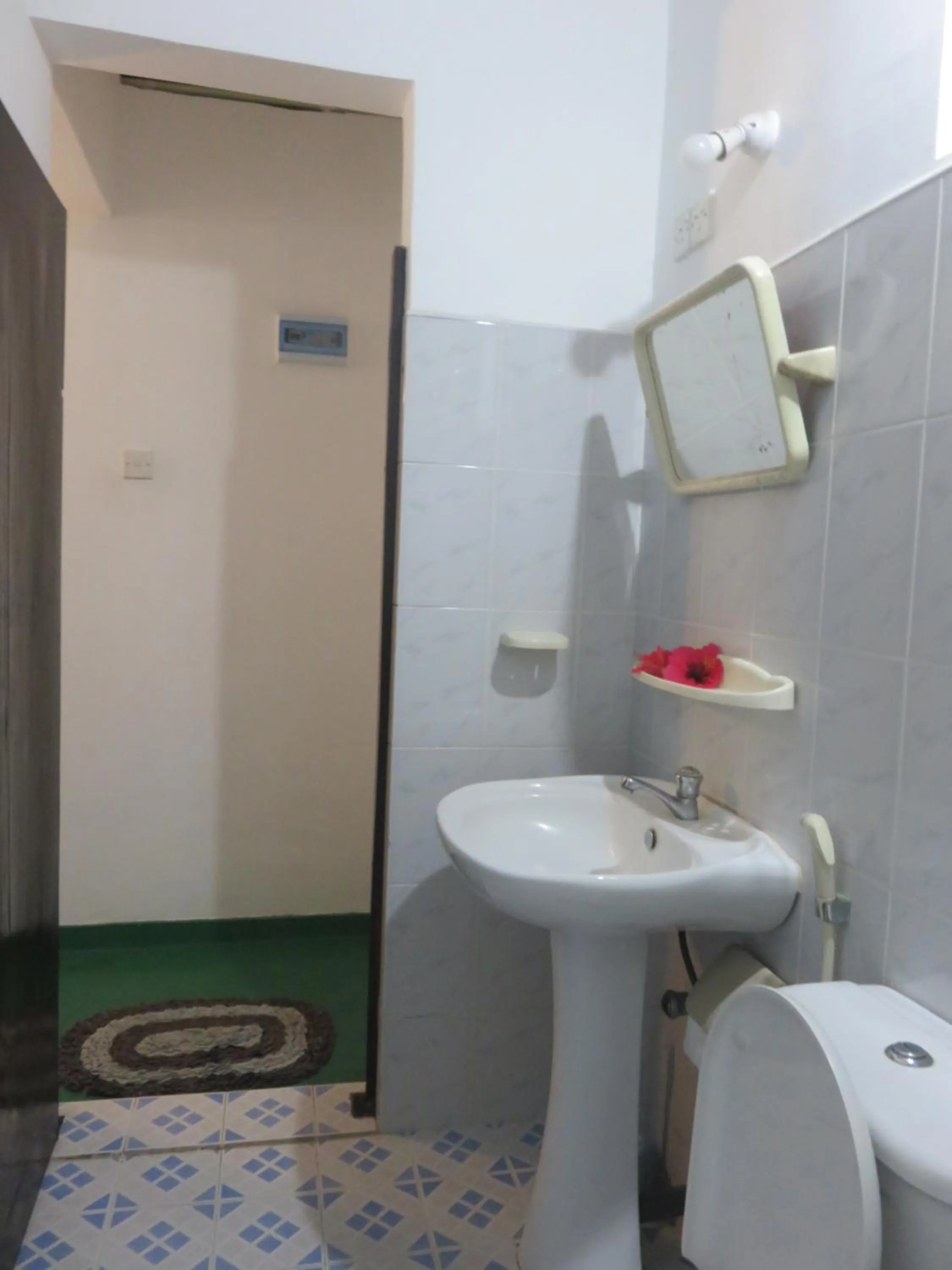 Bathroom in Beach Lagoon Guesthouse