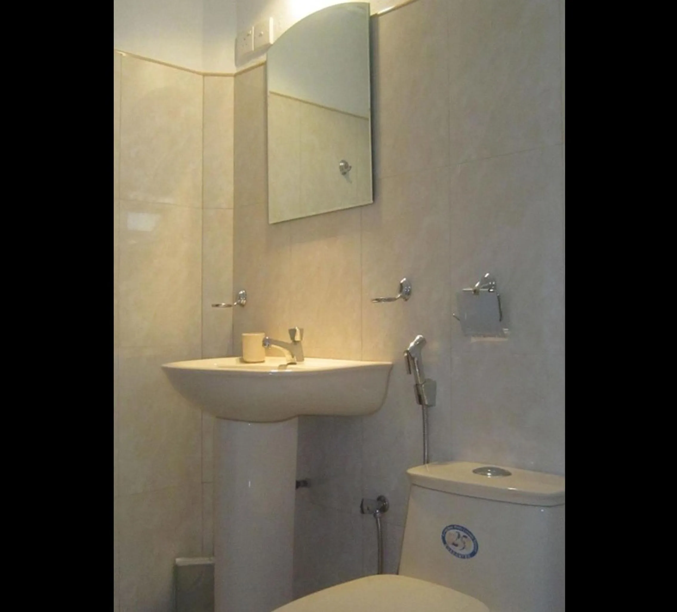 Bathroom in Beach Lagoon Guesthouse