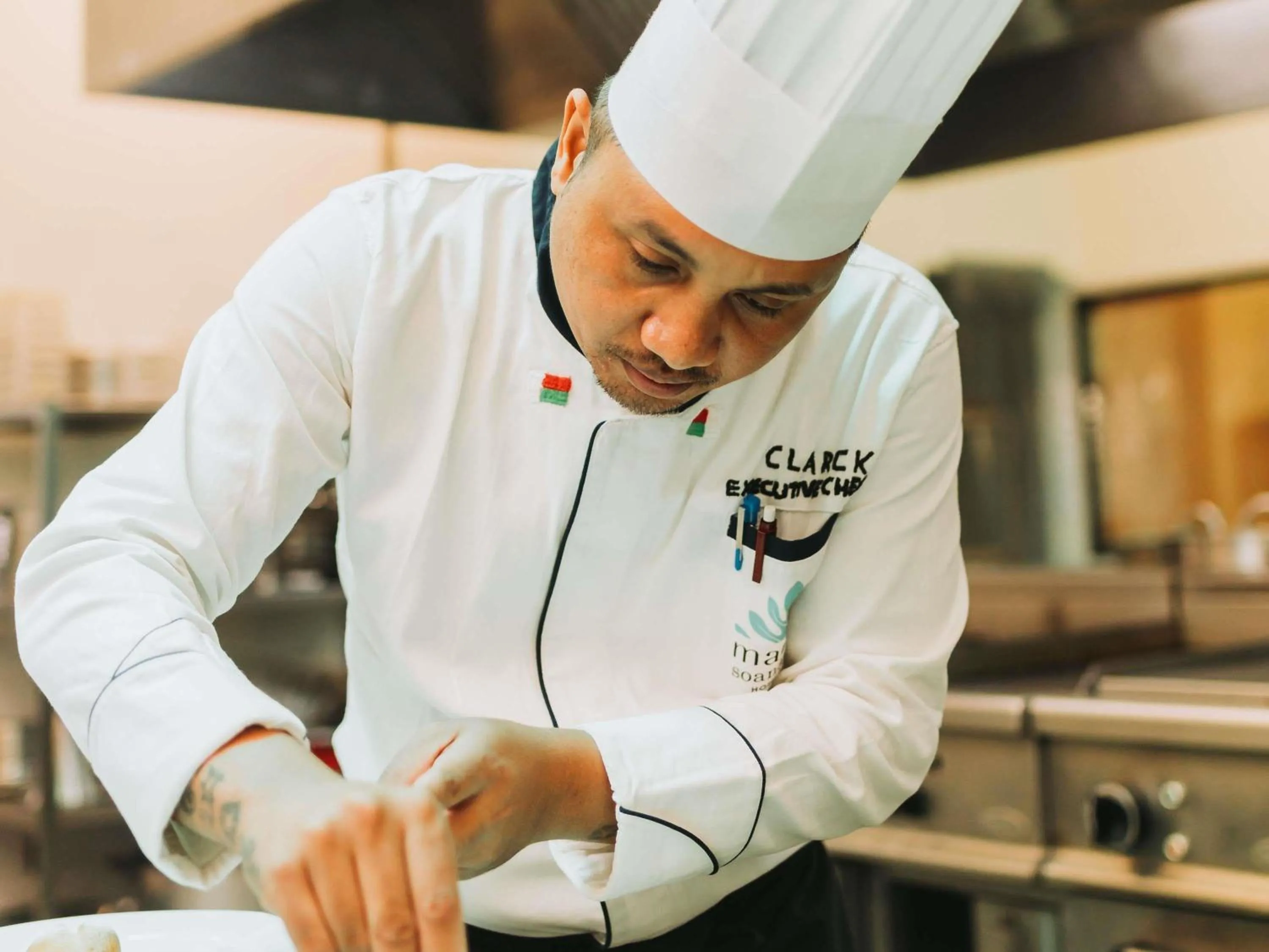 Restaurant/places to eat in Mantis Soanambo Hotel And Spa