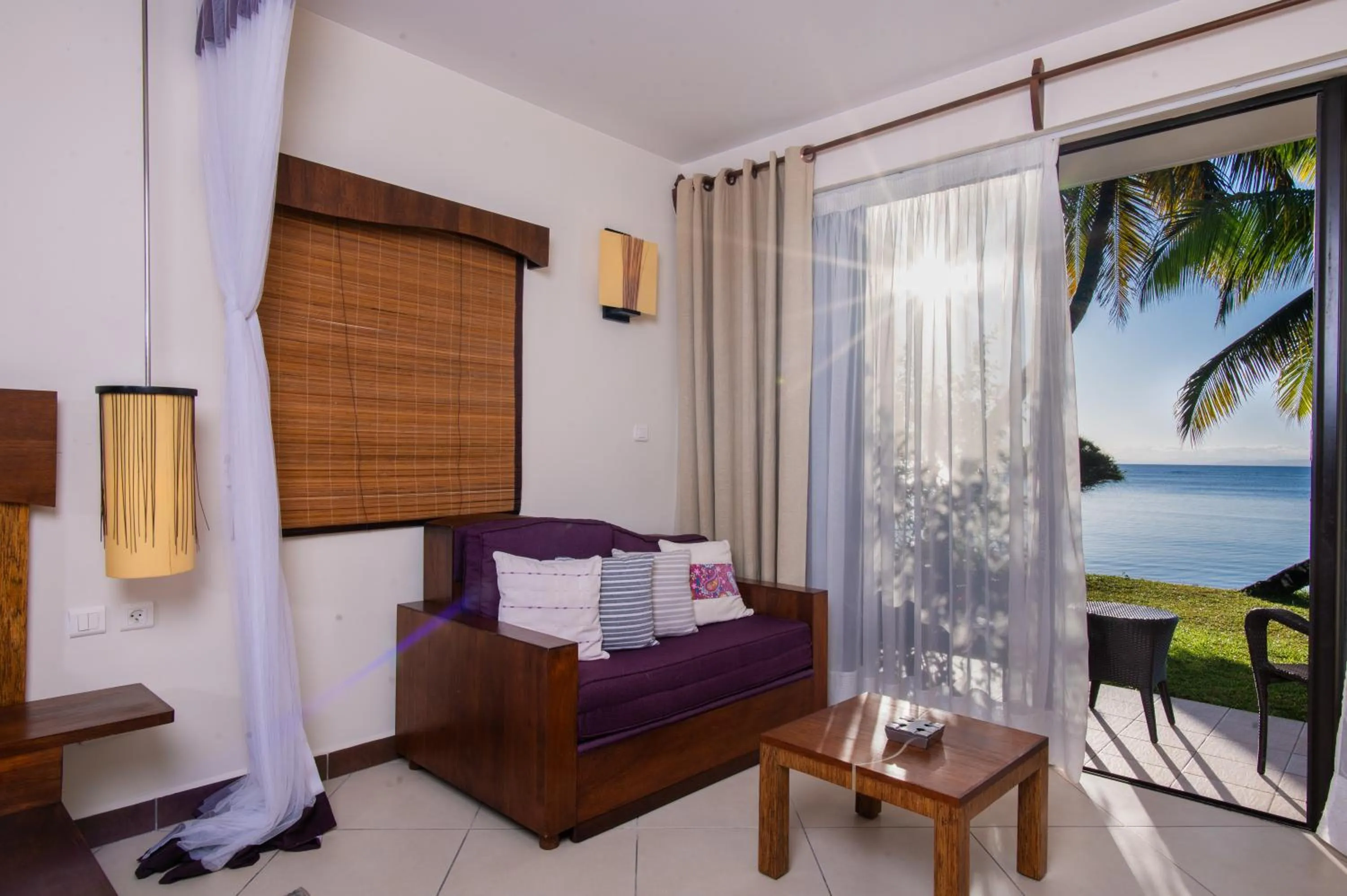 Seating area, Bed in Mantis Soanambo Hotel And Spa