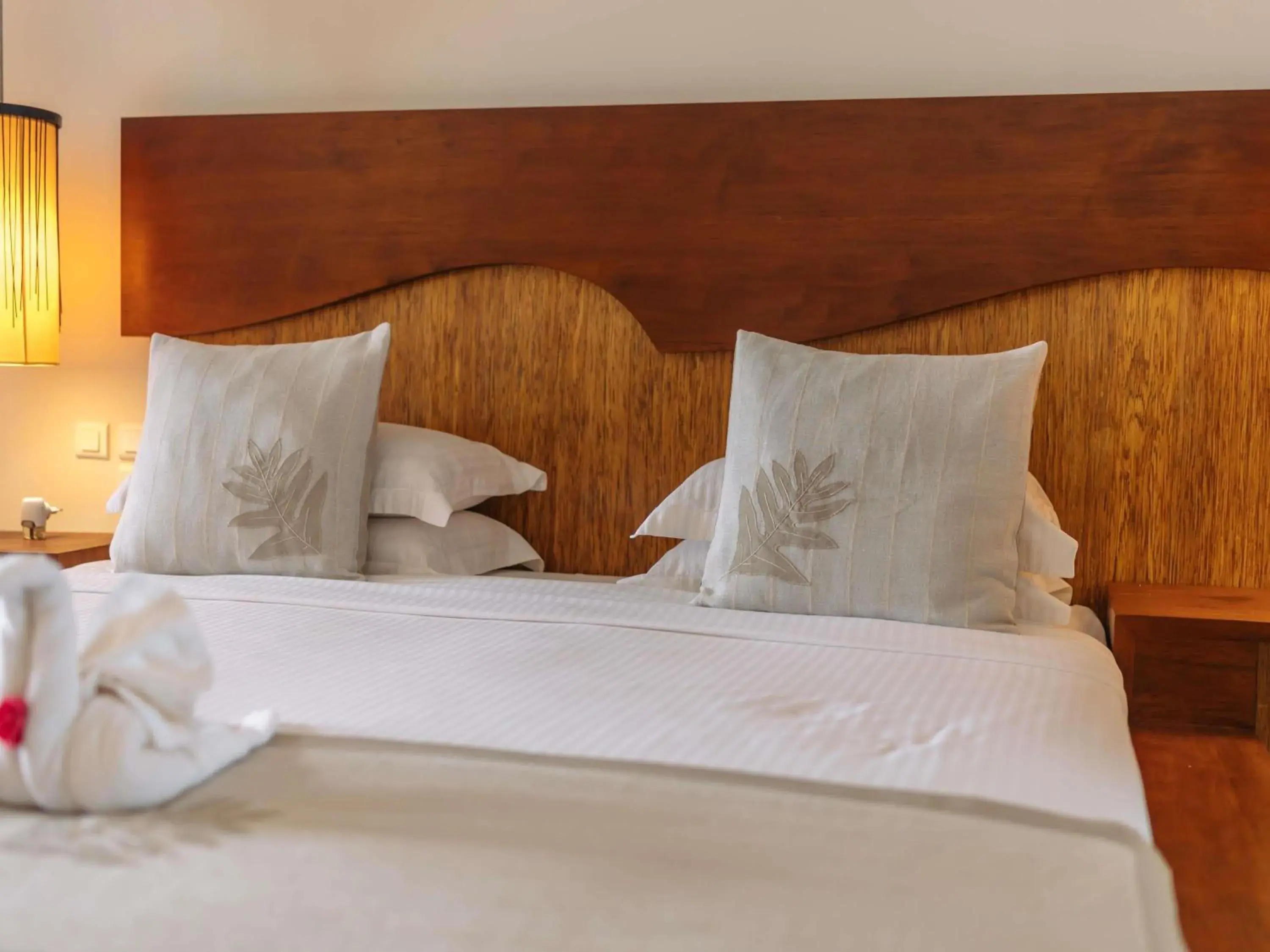 Bedroom, Bed in Mantis Soanambo Hotel And Spa Bedroom, Bed in Mantis Soanambo Hotel And Spa