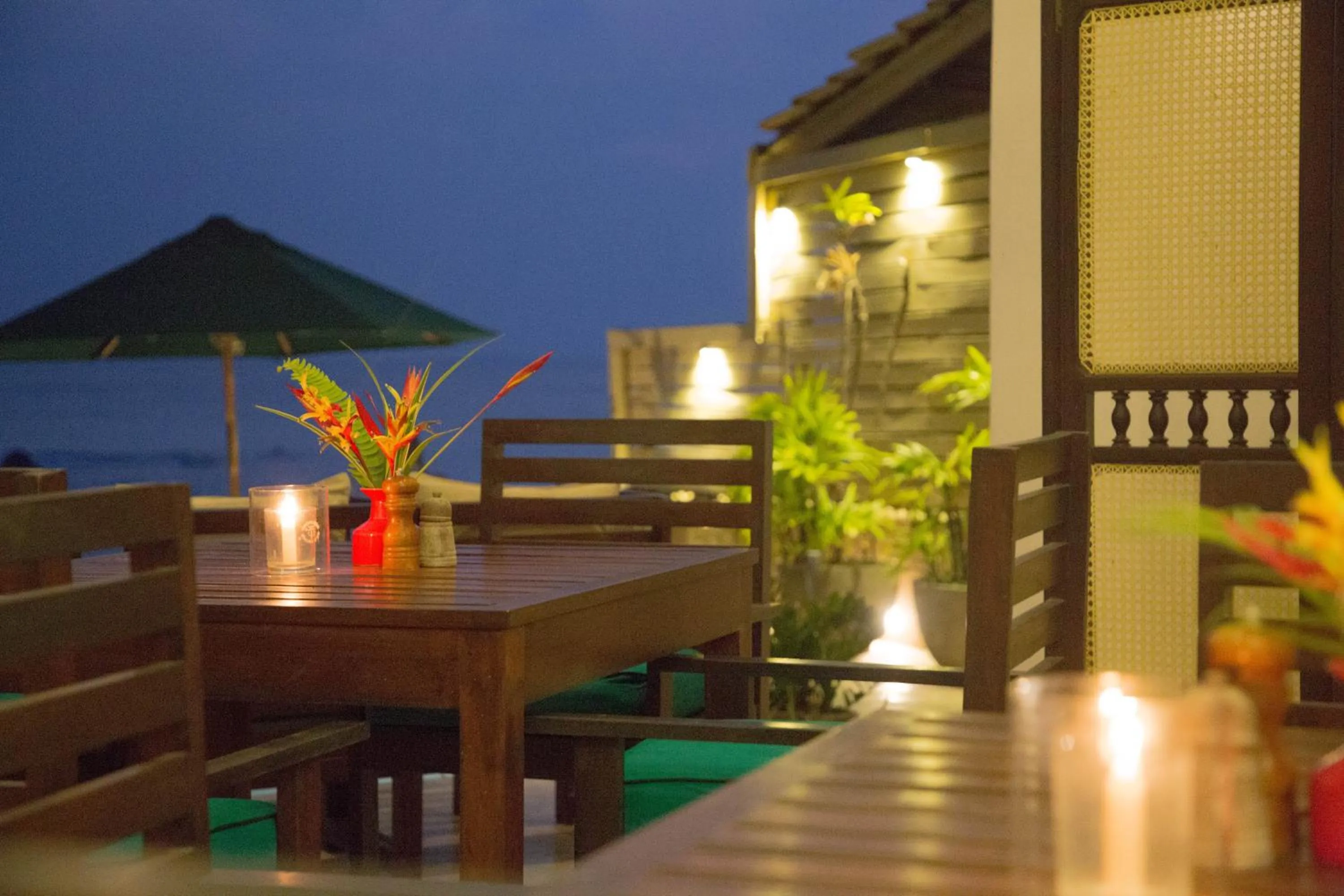 Restaurant/places to eat in Sea World Boutique Hotel