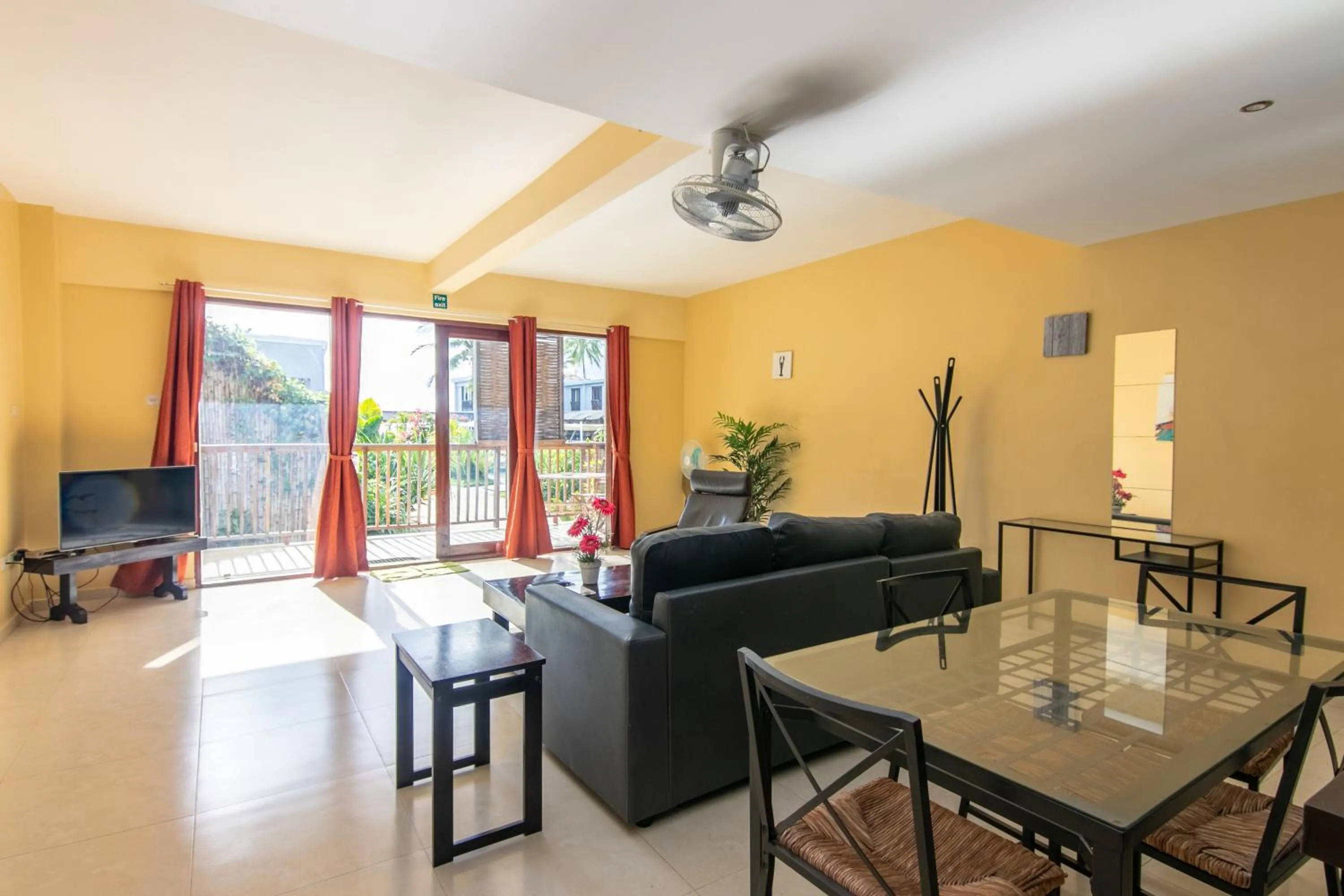 Two-Bedroom Family Suite in Reef Beach Resort