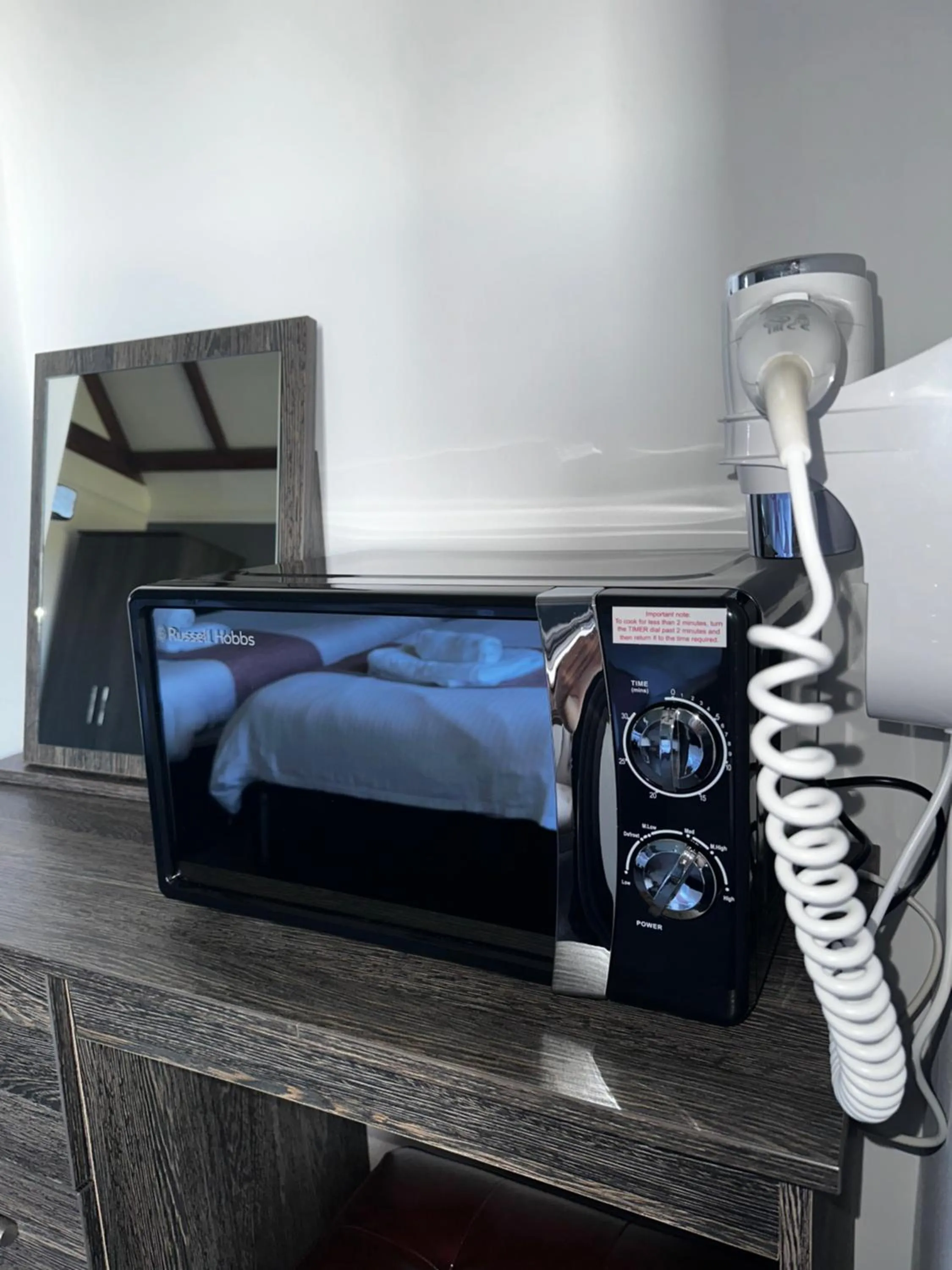 microwave in Grey Harlings Rooms