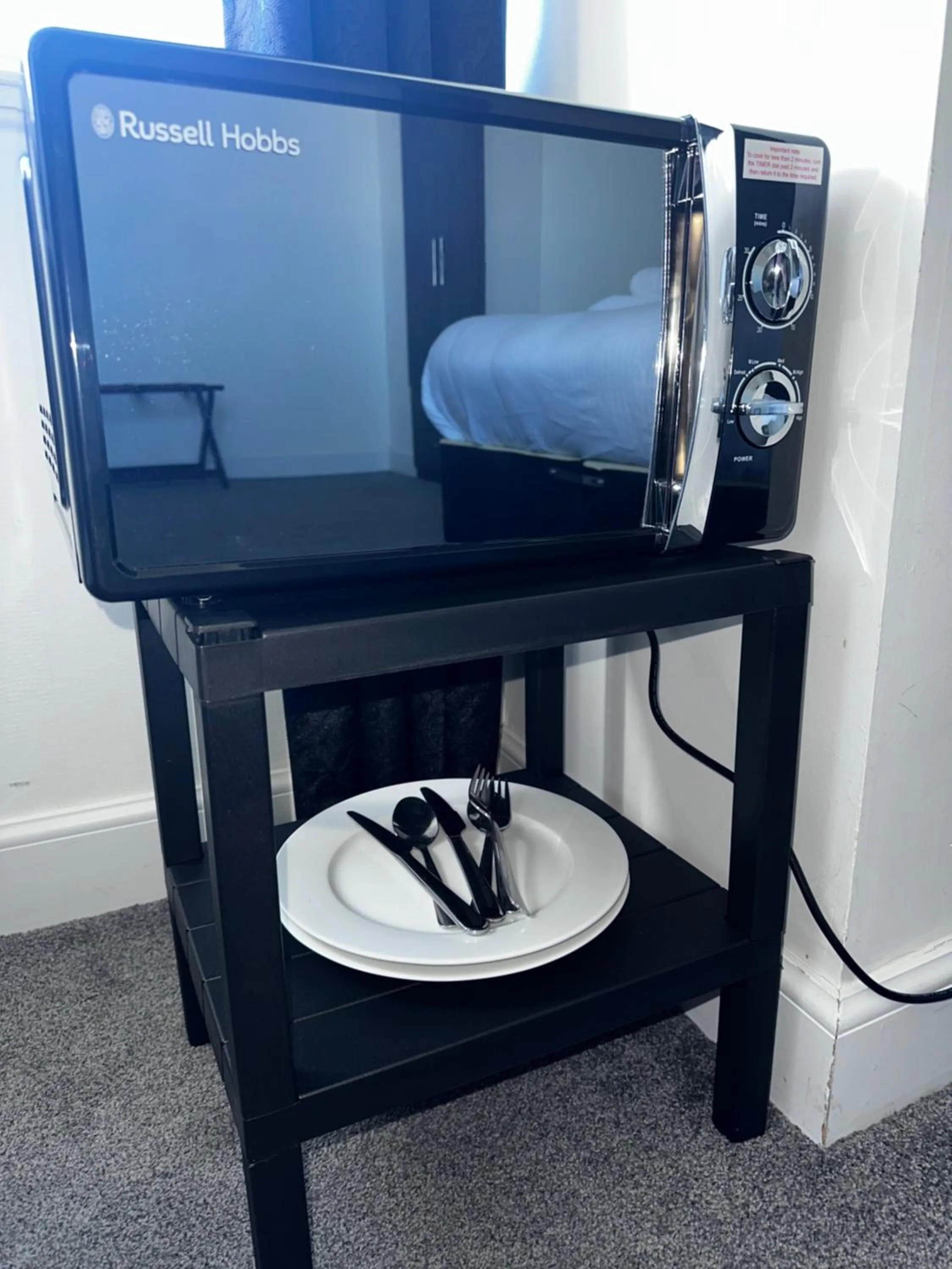 microwave in Grey Harlings Rooms