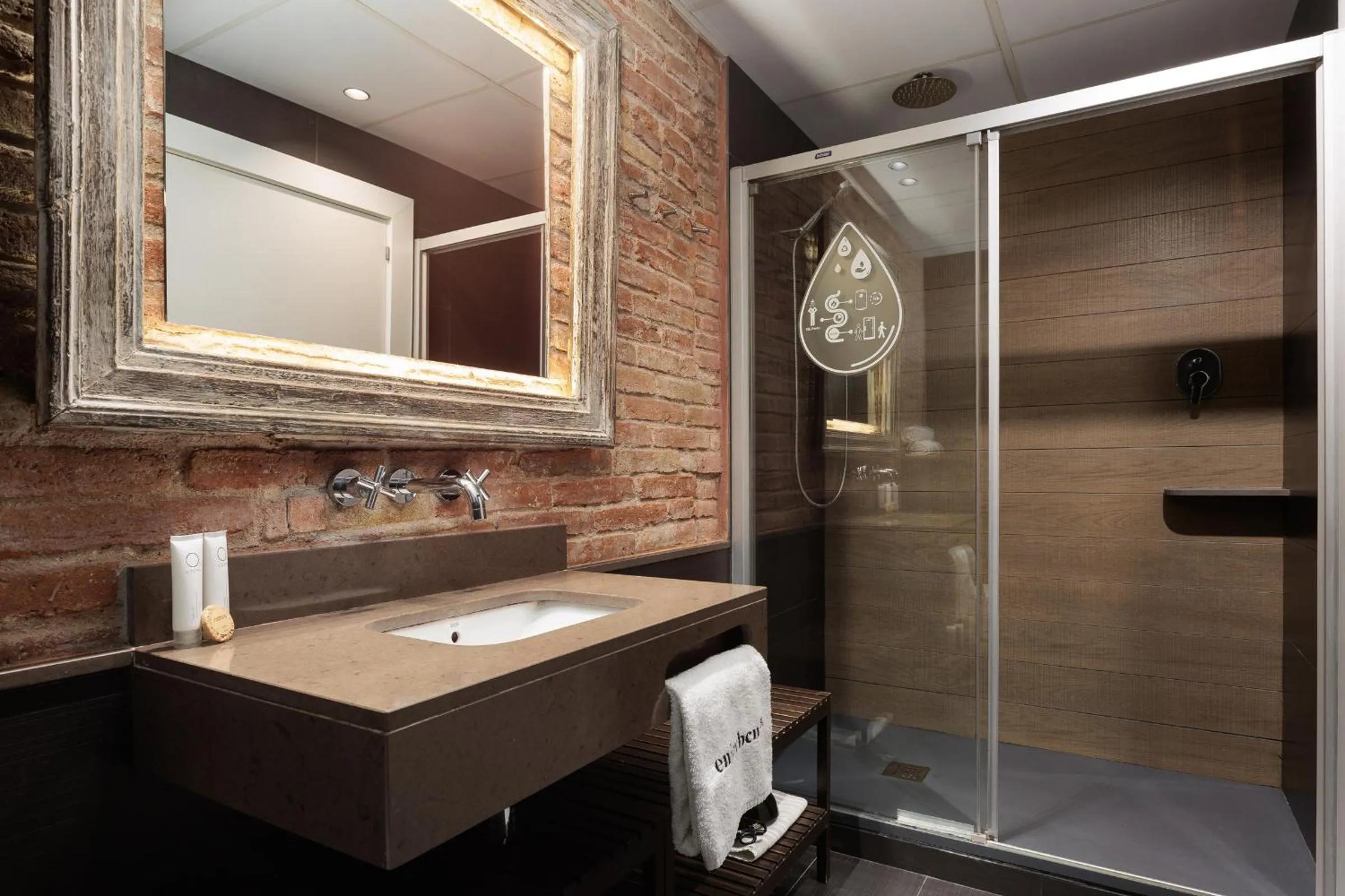 Enjoybcn Miro Apartments