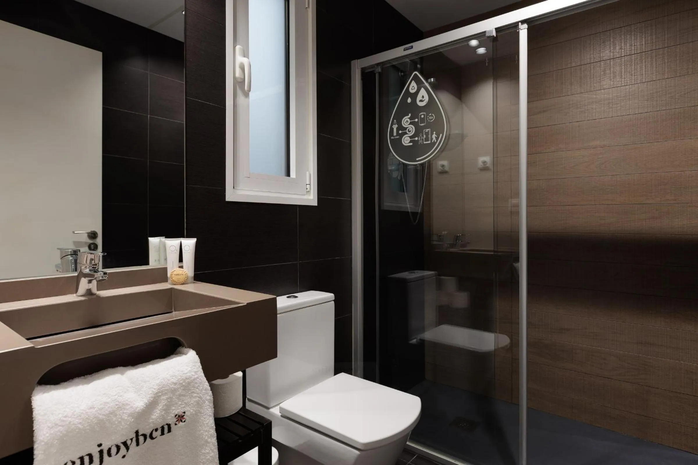 Enjoybcn Miro Apartments