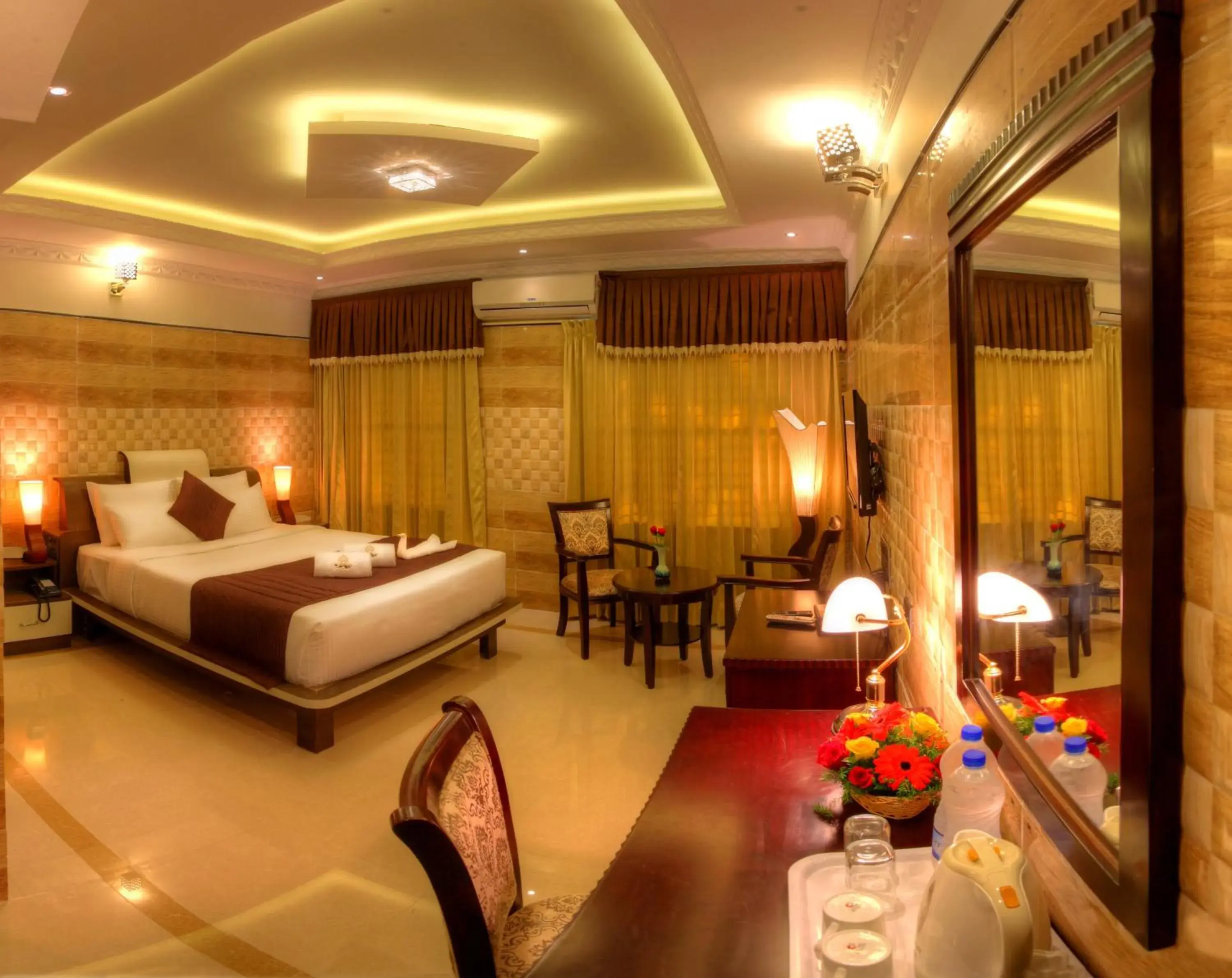 Photo of the whole room, Bed in Jal Mahal Resort and Spa Photo of the whole room, Bed in Jal Mahal Resort and Spa