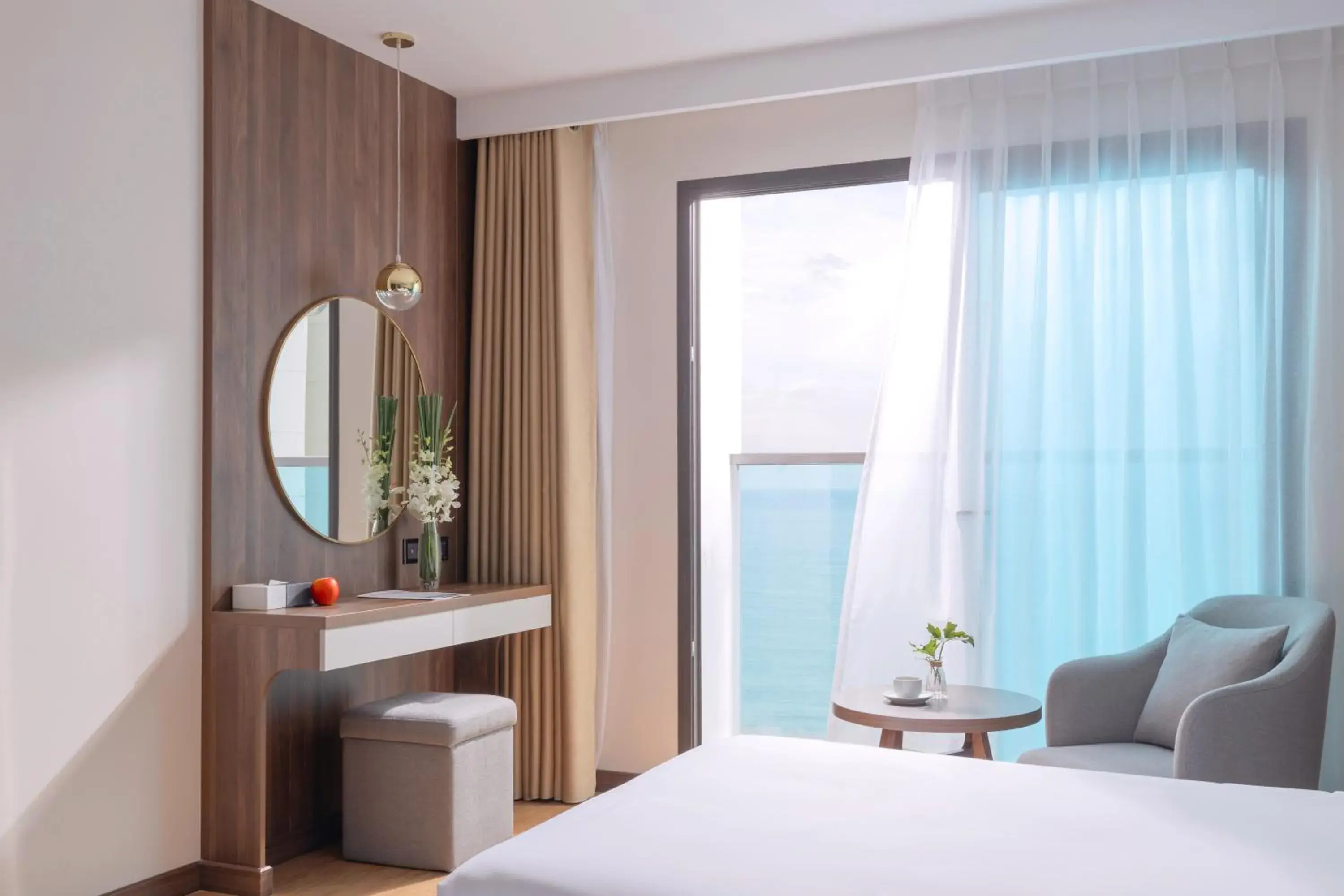 Deluxe Twin Room with Sea View in PANAMA Nha Trang Hotel Deluxe Twin Room with Sea View in PANAMA Nha Trang Hotel