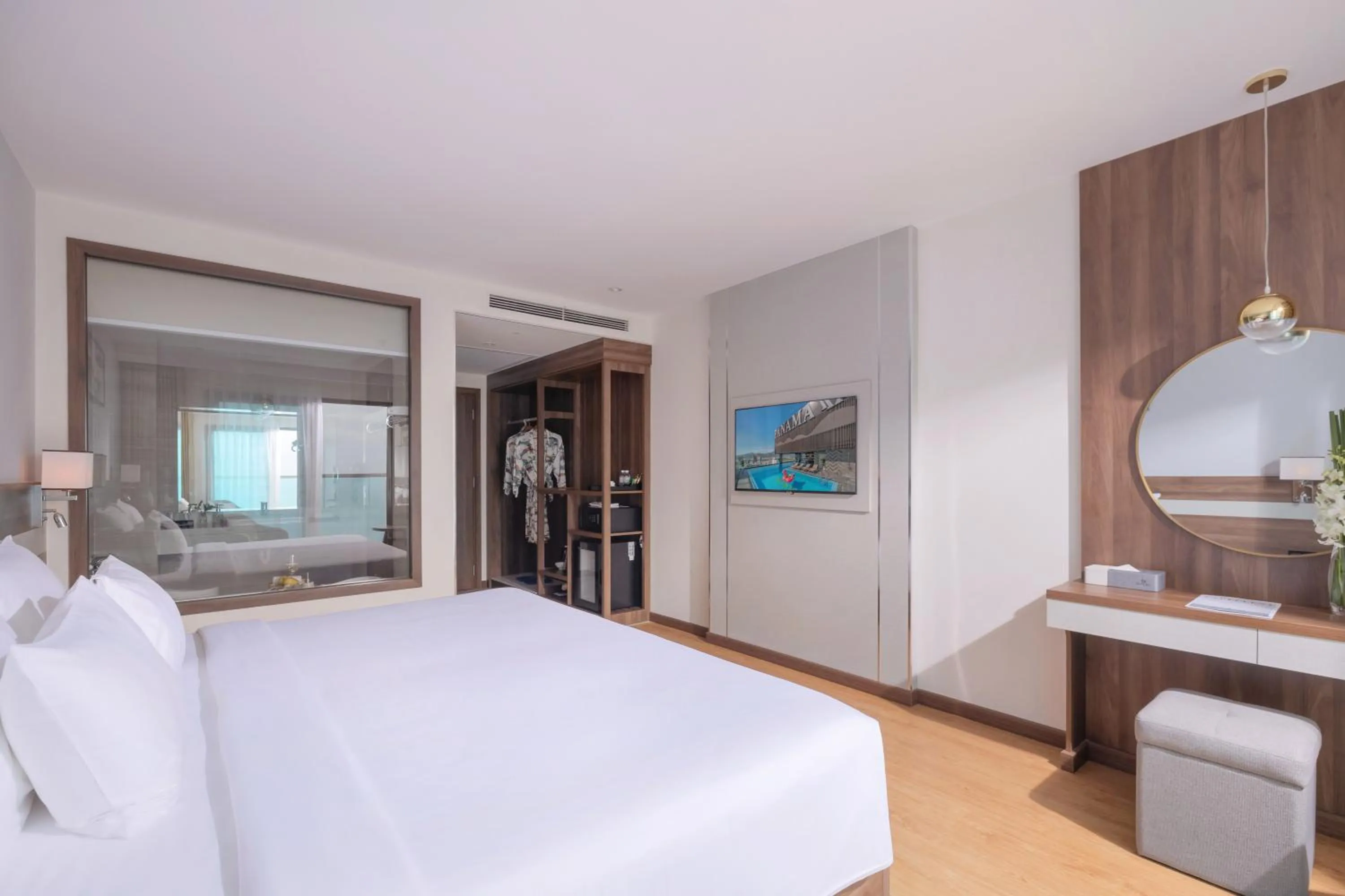 Bedroom, Bed in PANAMA Nha Trang Hotel