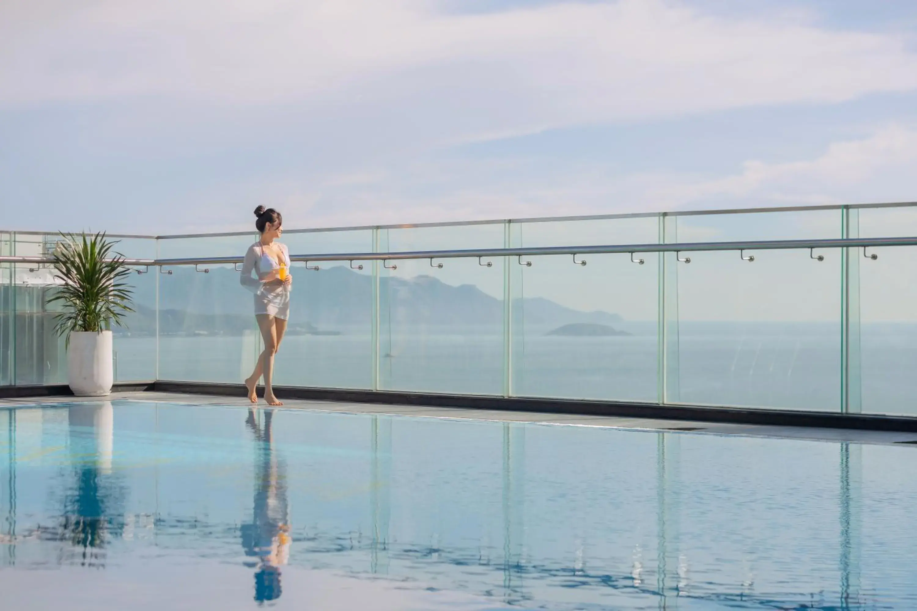 Swimming pool in PANAMA Nha Trang Hotel Swimming pool in PANAMA Nha Trang Hotel