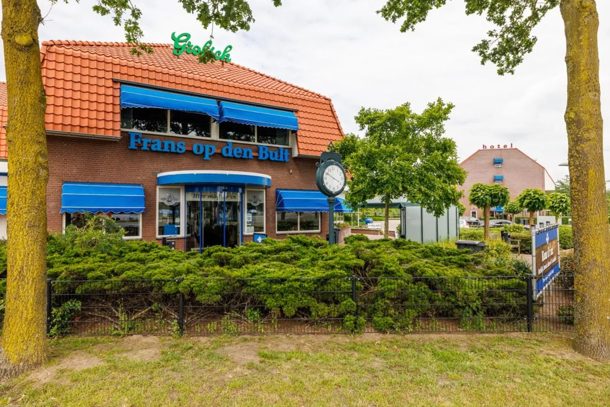 Restaurant/places to eat in Hotel Frans op den Bult