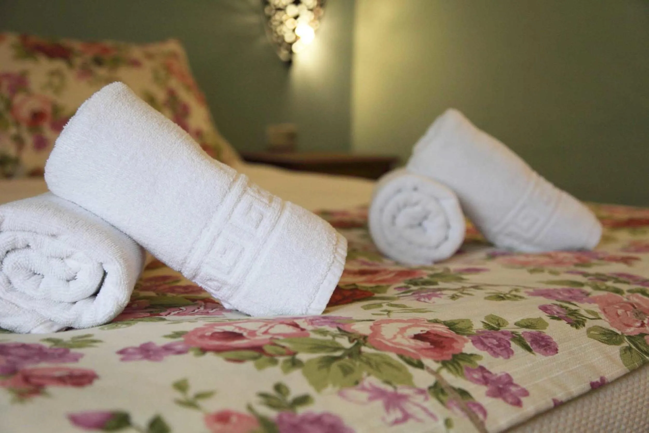 Decorative detail, Bed in Hotel Rural Valle del Turrilla - Cazorlatur