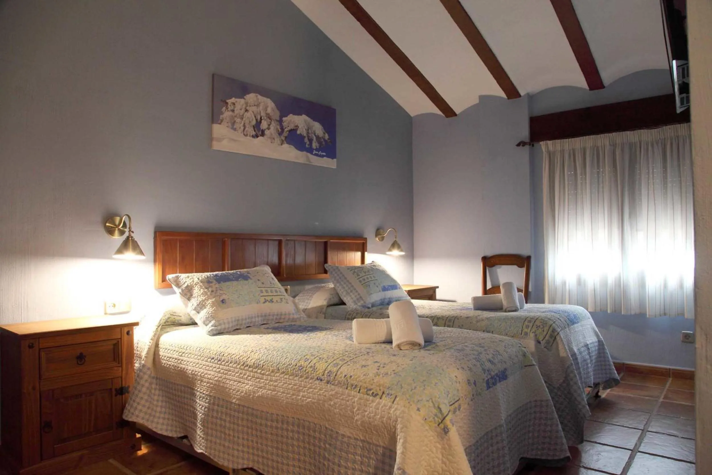 Photo of the whole room, Bed in Hotel Rural Valle del Turrilla - Cazorlatur