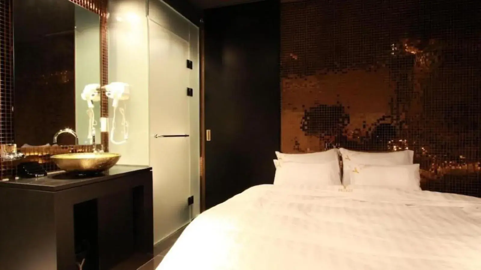 Bedroom, Bed in Shinchon Y Hotel Bedroom, Bed in Shinchon Y Hotel