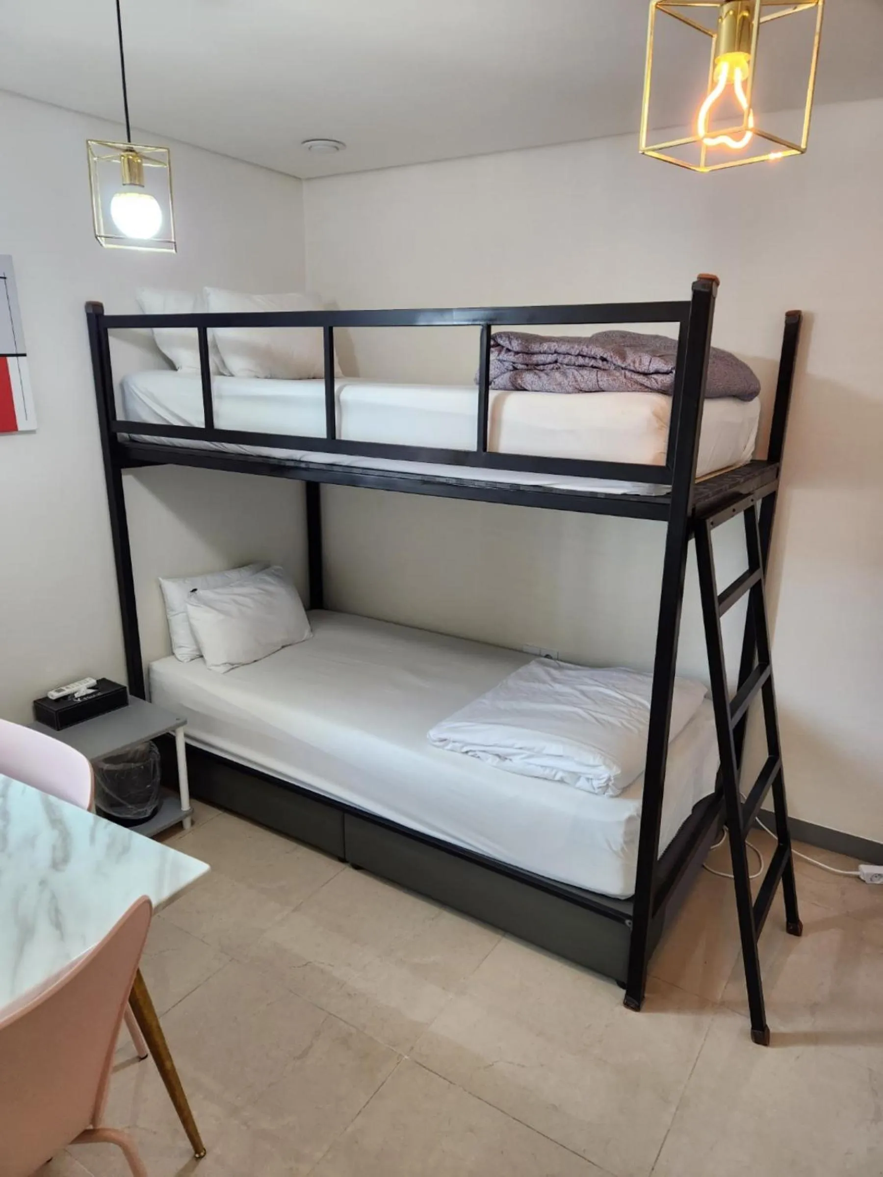 bunk bed, Bed in Shinchon Y Hotel