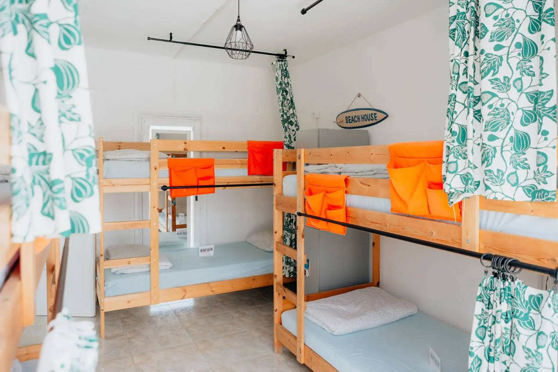 Bed in 4-Bed Mixed Dormitory Room with Terrace in Endless Summer Hostel Bed in 4-Bed Mixed Dormitory Room with Terrace in Endless Summer Hostel