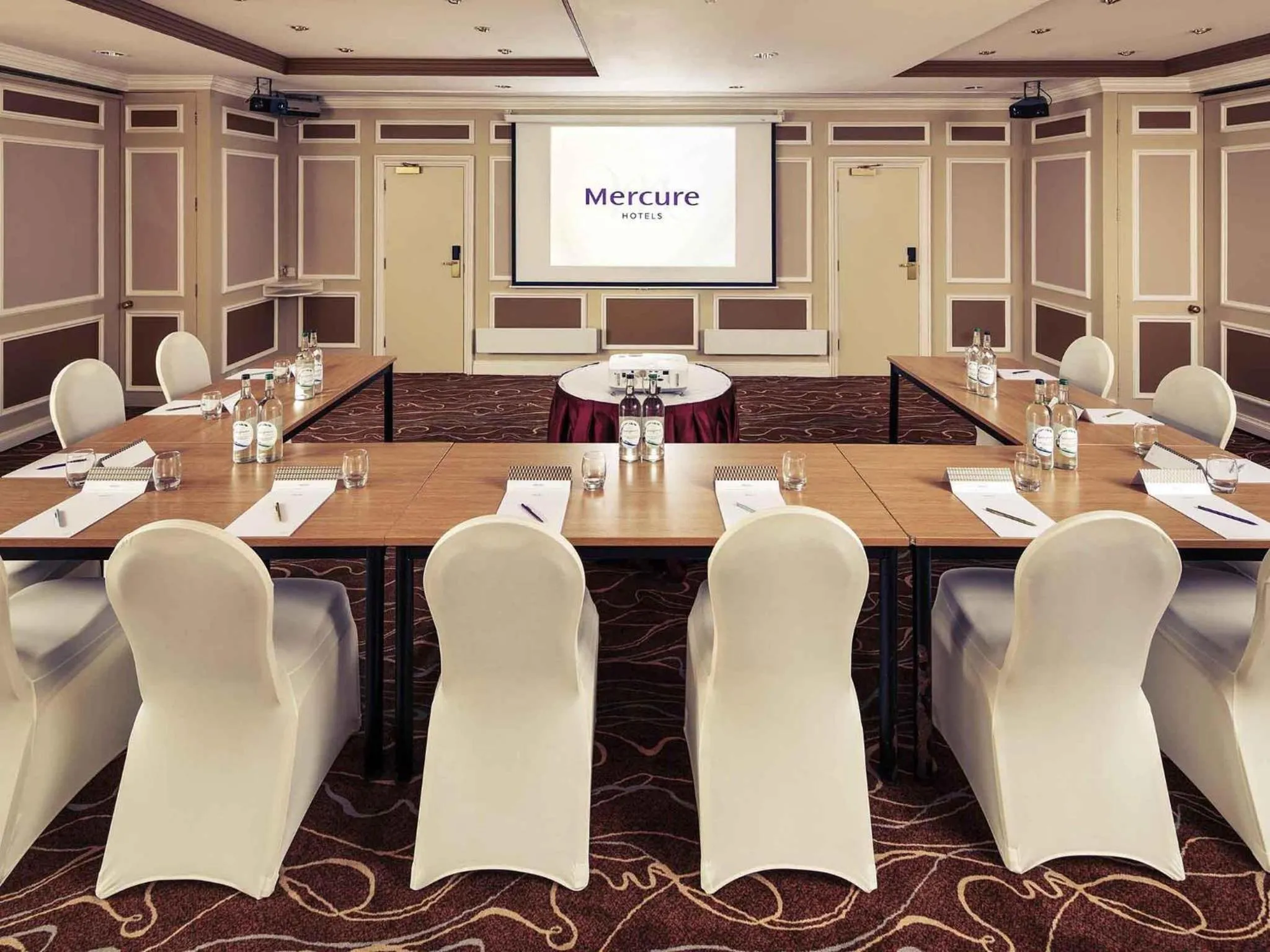 Meeting/conference room in Mercure Livingston Hotel