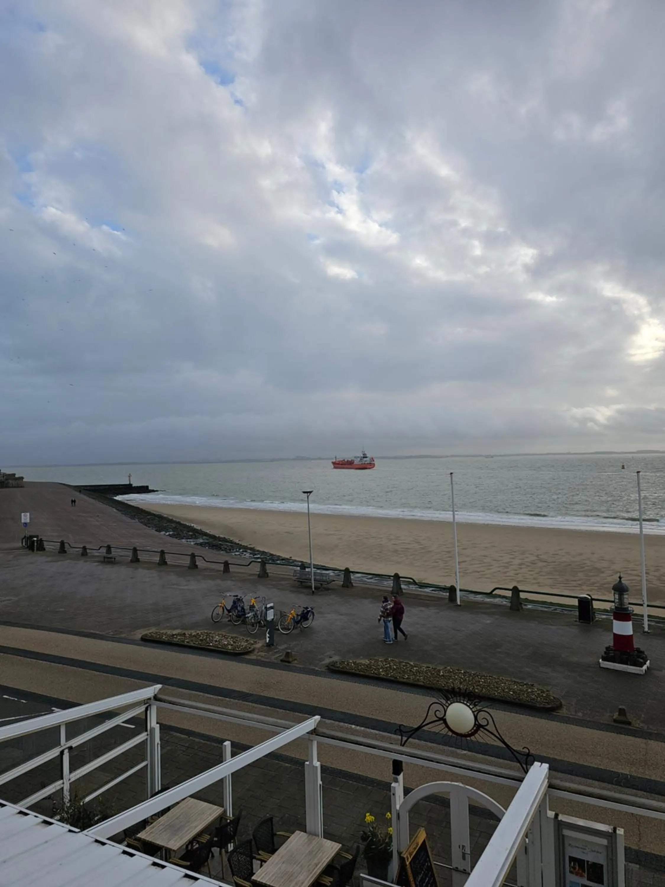 Beach in Hotel Restaurant Solskin