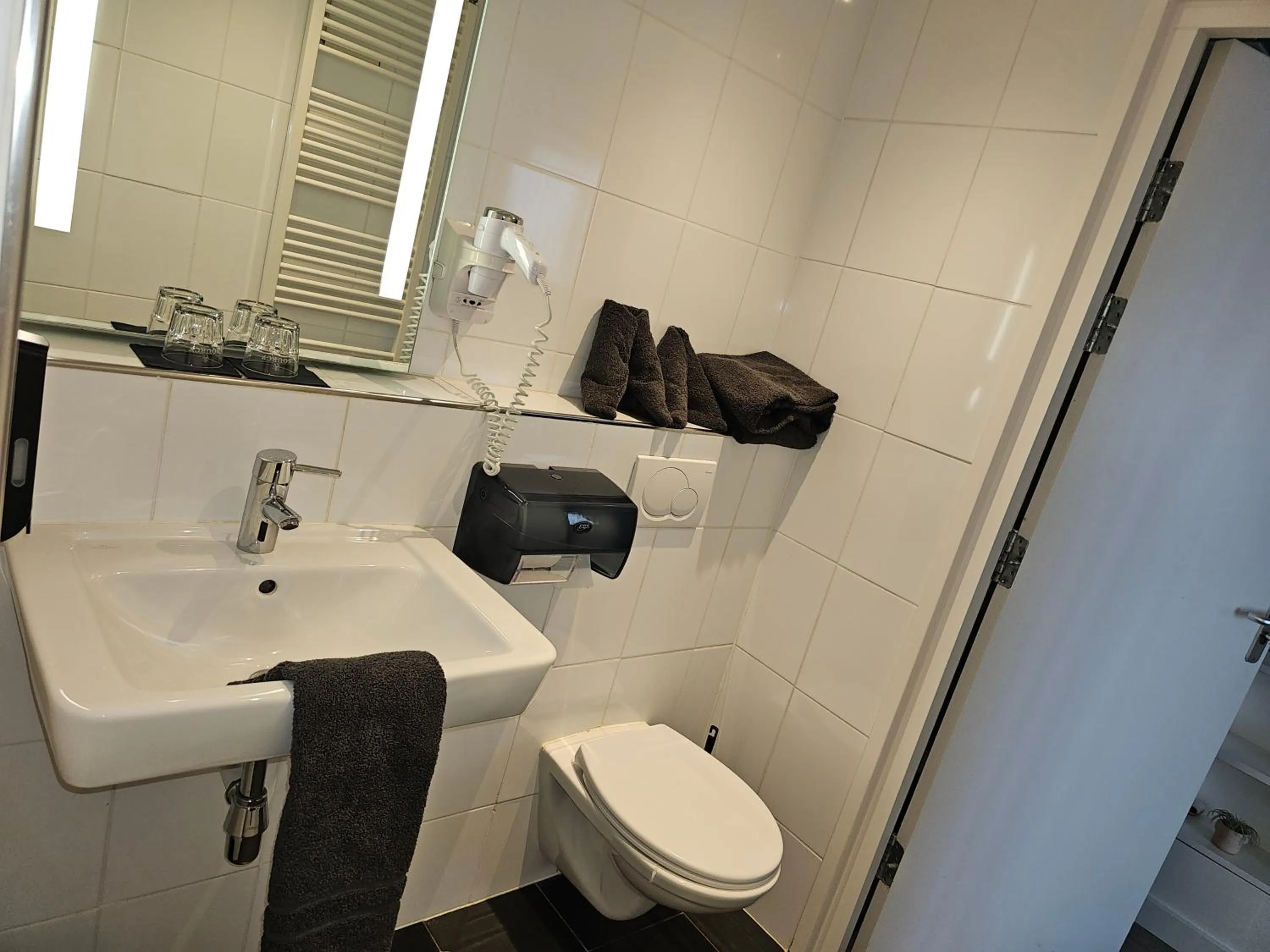 Bathroom in Hotel Restaurant Solskin