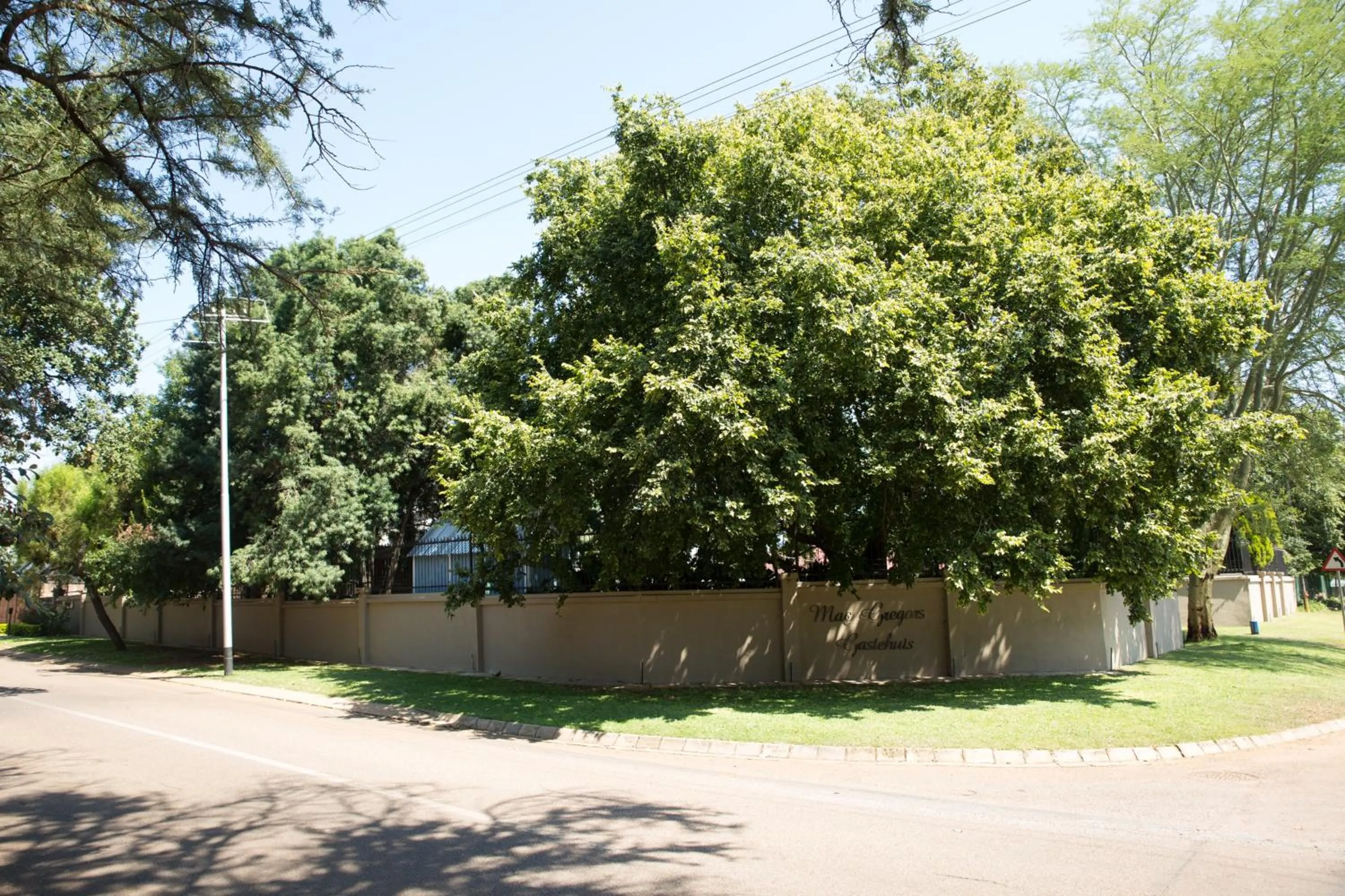 Property building in MacGregors Guest House