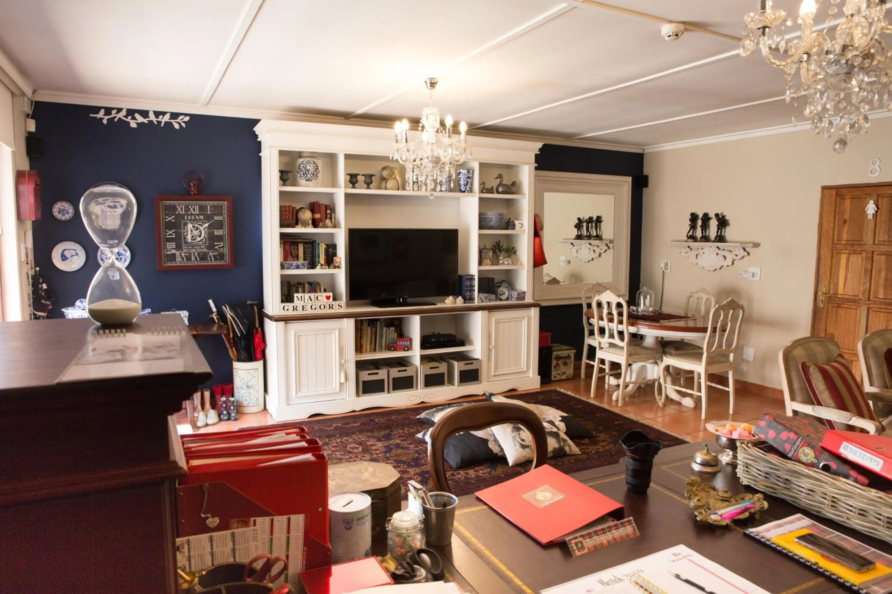 Seating area in MacGregors Guest House