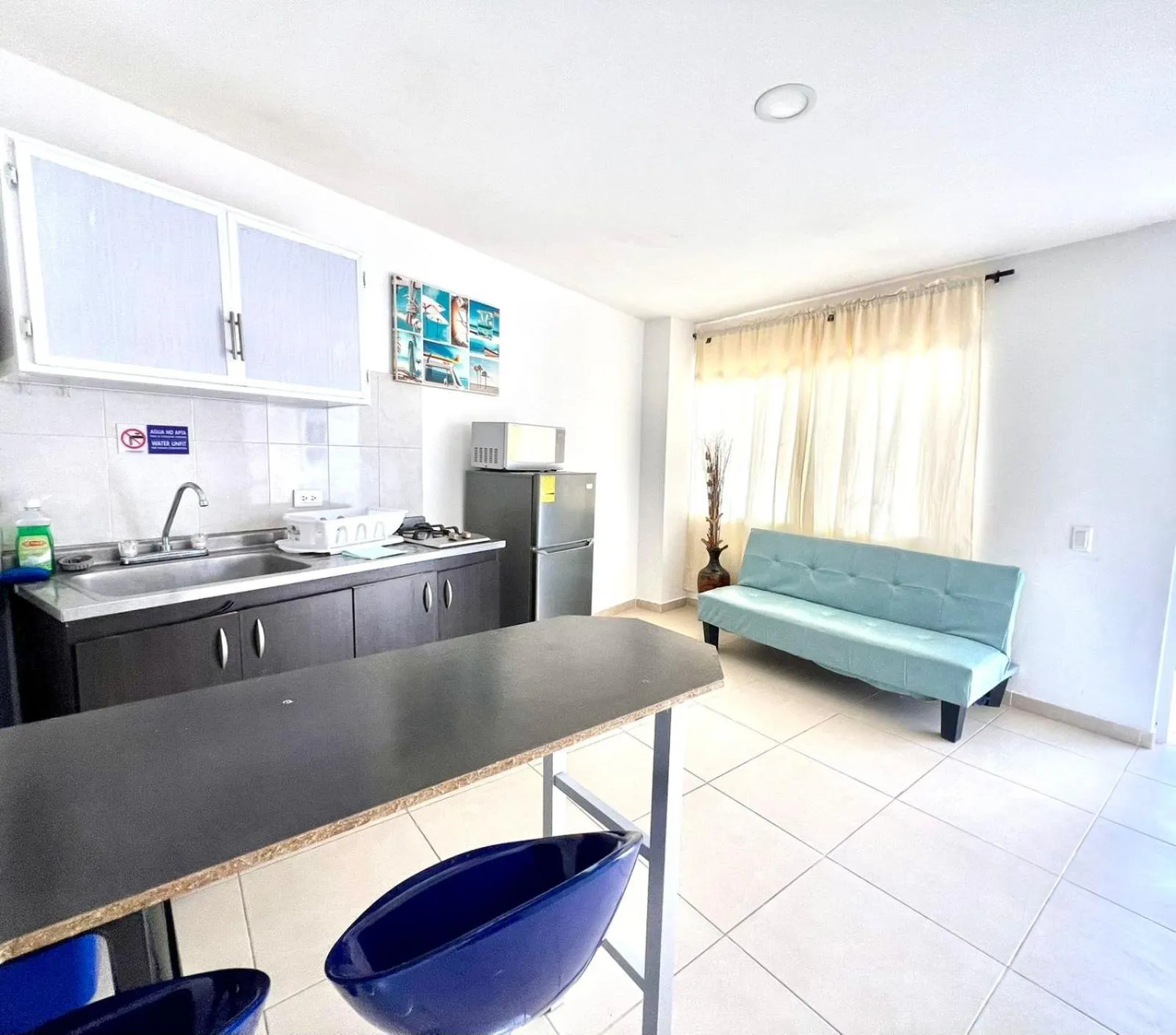 Kitchen or kitchenette in Caribbean Island Hotel