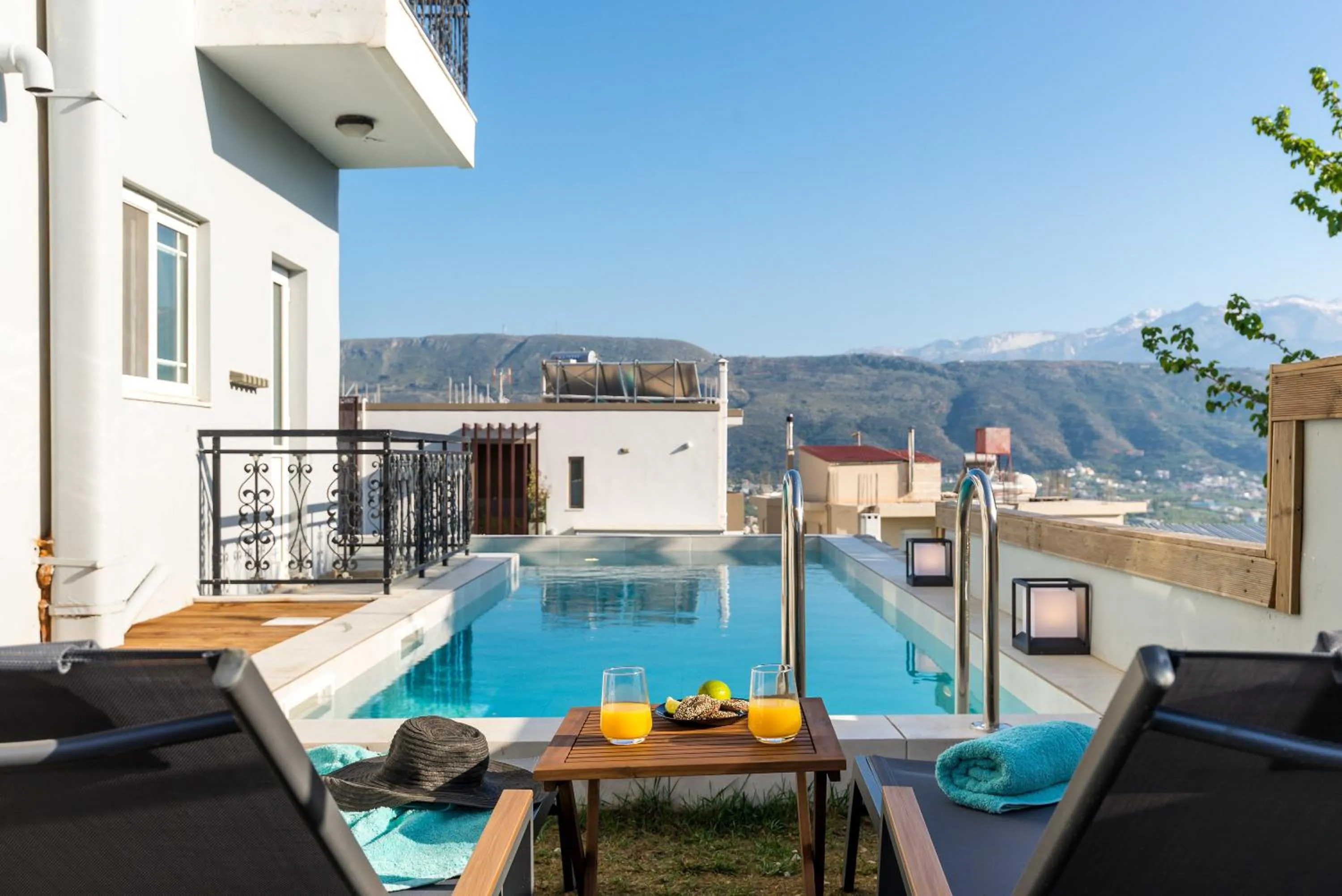 SeaviewHeaven - Private pool - Overlooking Chania